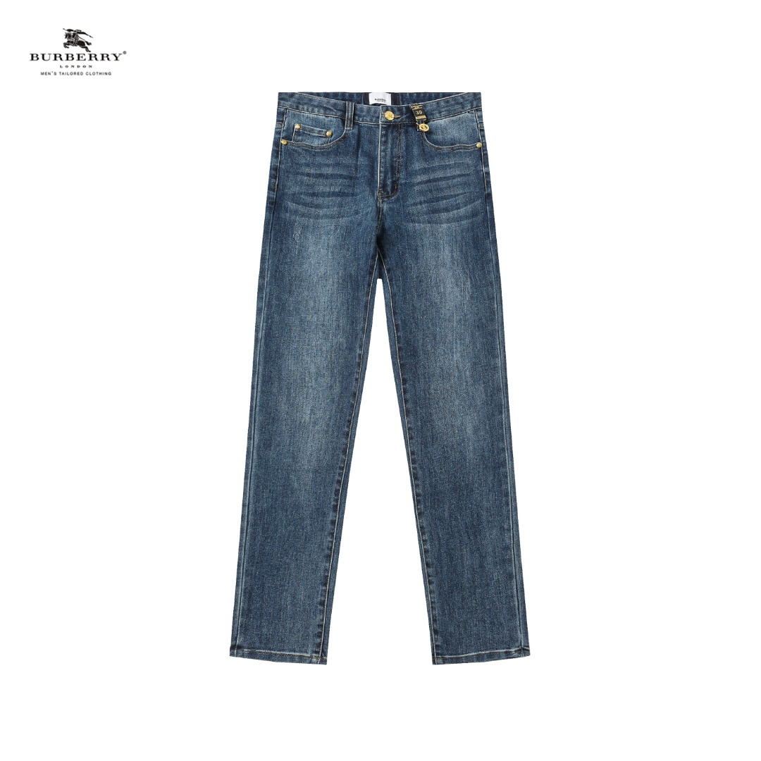 【BURBERRY   公式旗艦店】バーバリー  ジーパン  ご好評に付き再入荷！ 241220