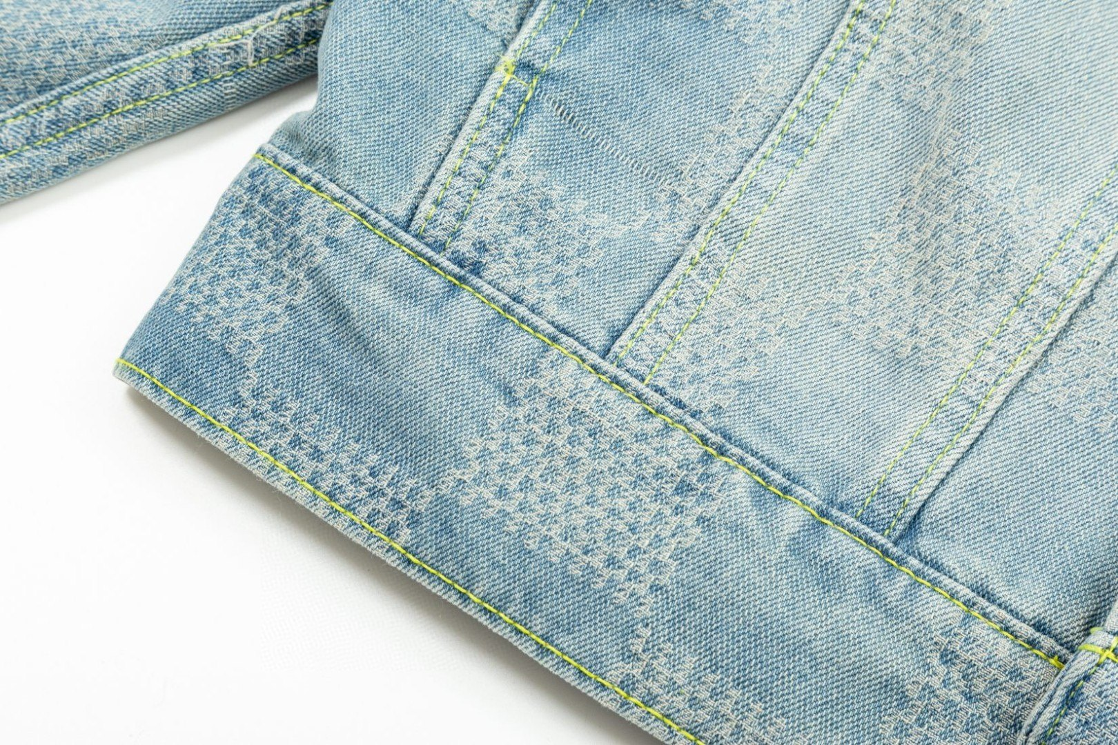 LV【LOUIS VUITTON  公式旗艦店】ルイヴィトン ジャケット着ご好評に付き再入荷！241223