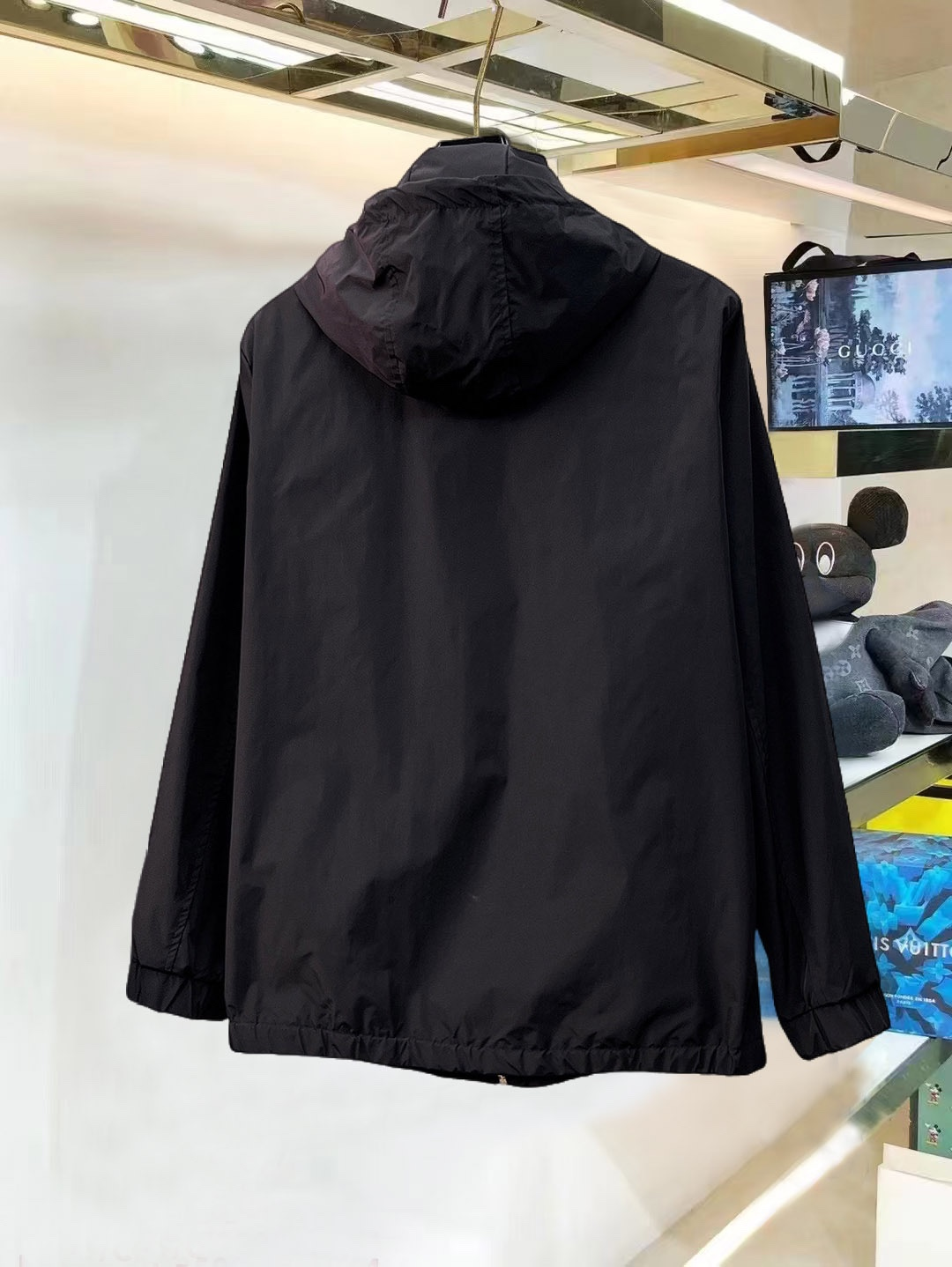 LV【LOUIS VUITTON 公式旗艦店】ルイヴィトン  ジャケット着 ご好評に付き再入荷！241223