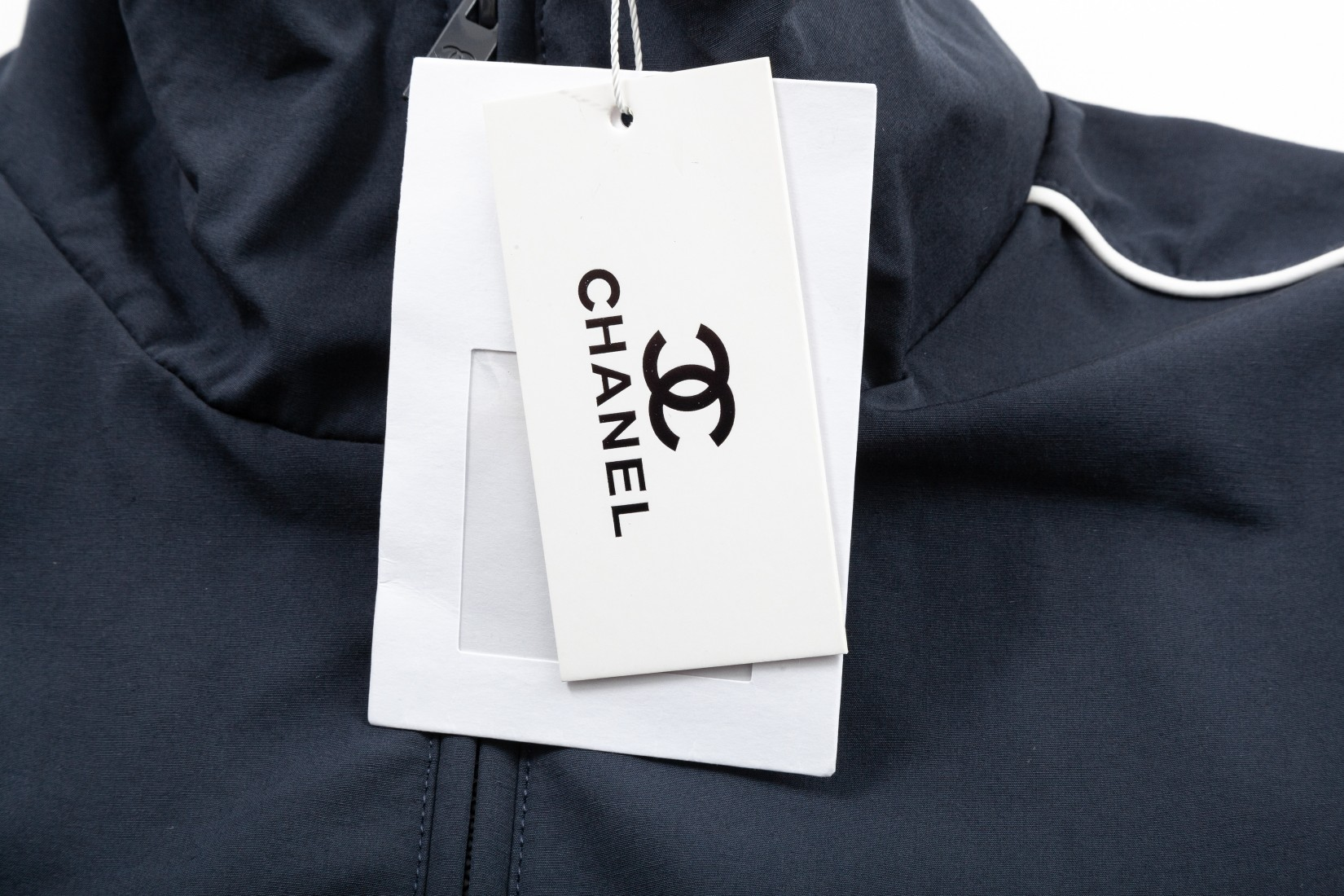 【CHANEL  公式旗艦店】シャネル   ジャケット着 好評に付き再入荷！241223