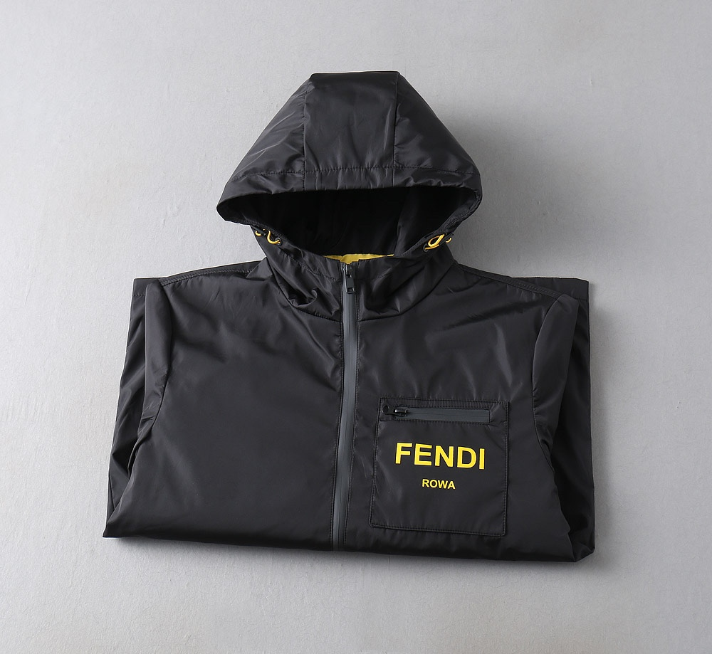 【FENDI  公式旗艦店】フェンディ  ジャケット着 好評に付き再入荷 241223