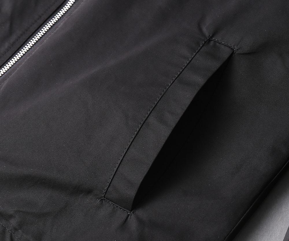 【FENDI  公式旗艦店】フェンディ  ジャケット着 好評に付き再入荷 241223