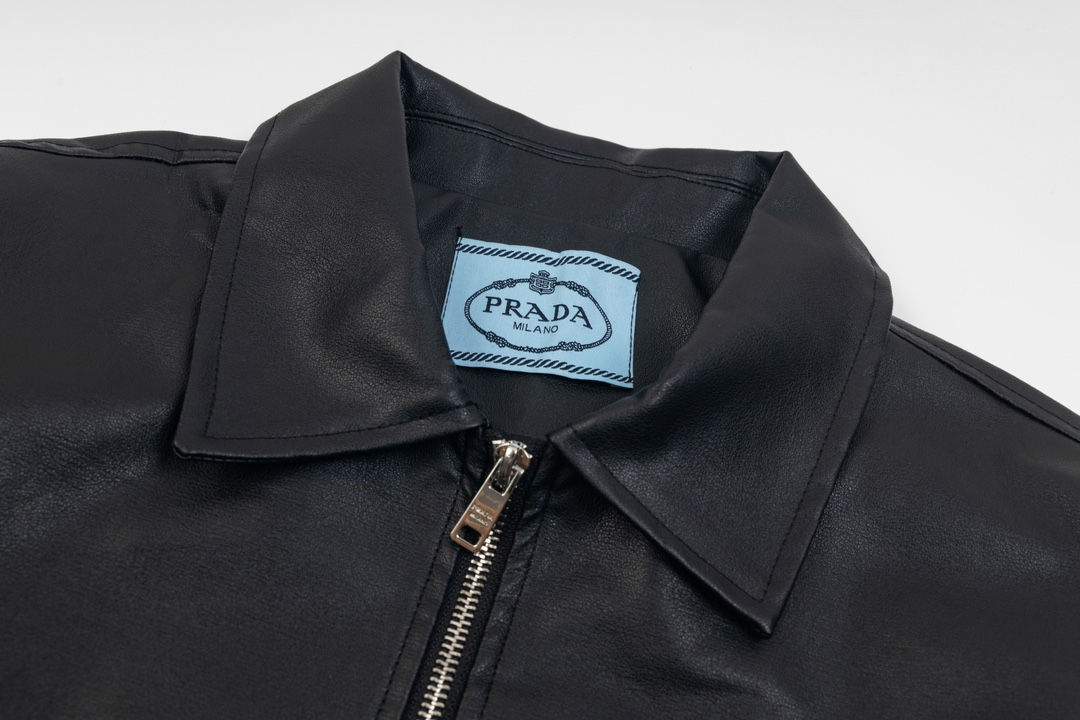 【PRADA  公式旗艦店】プラダ  ジャケット着 好評に付き再入荷 241224