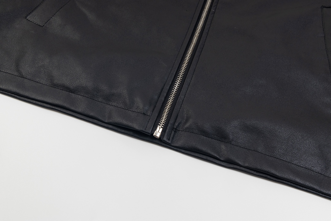 【PRADA  公式旗艦店】プラダ  ジャケット着 好評に付き再入荷 241224