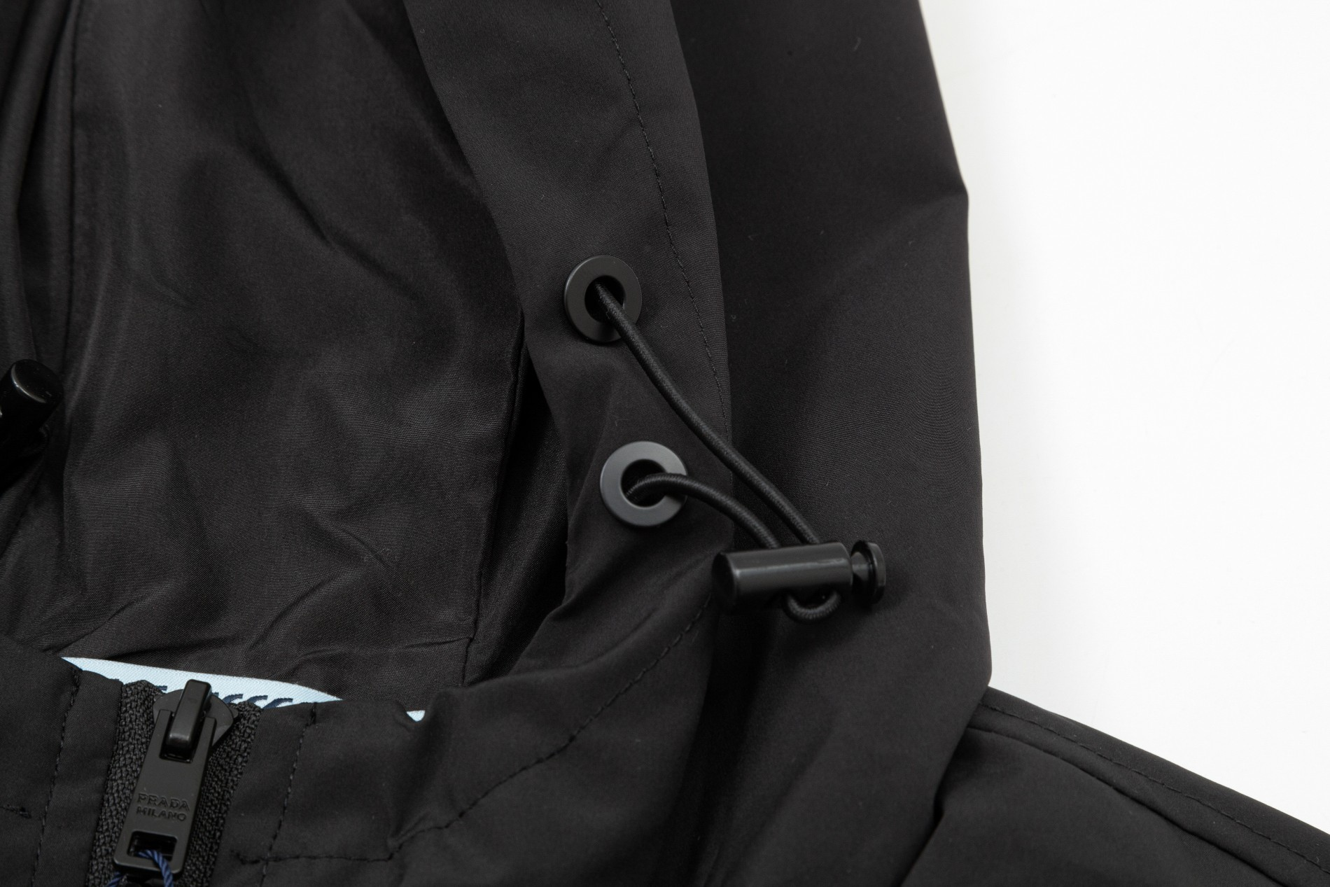 【PRADA  公式旗艦店】プラダ  ジャケット着 好評に付き再入荷 241224