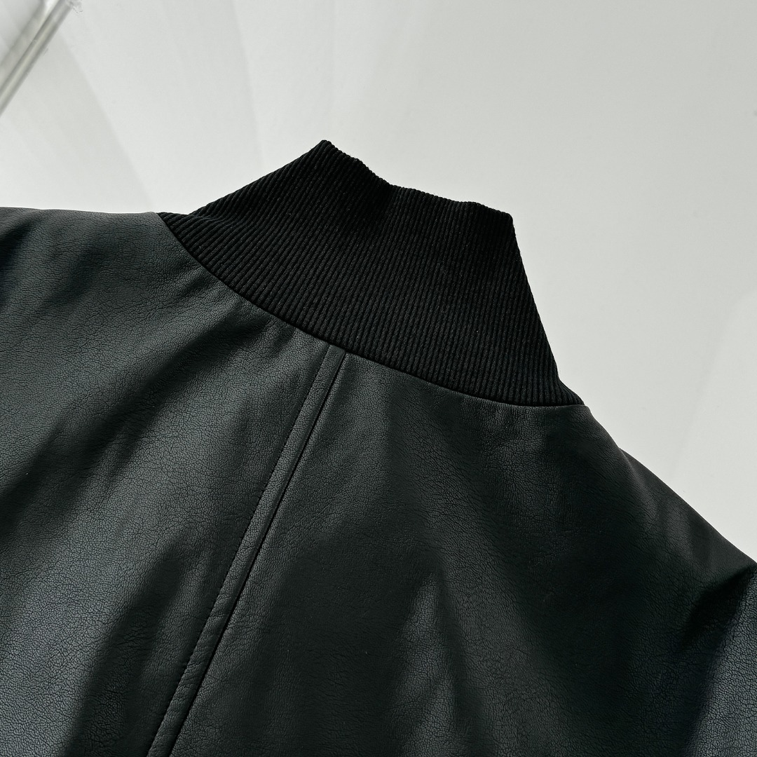 【LOEWE 公式旗艦店】ロエベ   ジャケット着 好評に付き再入荷！241224