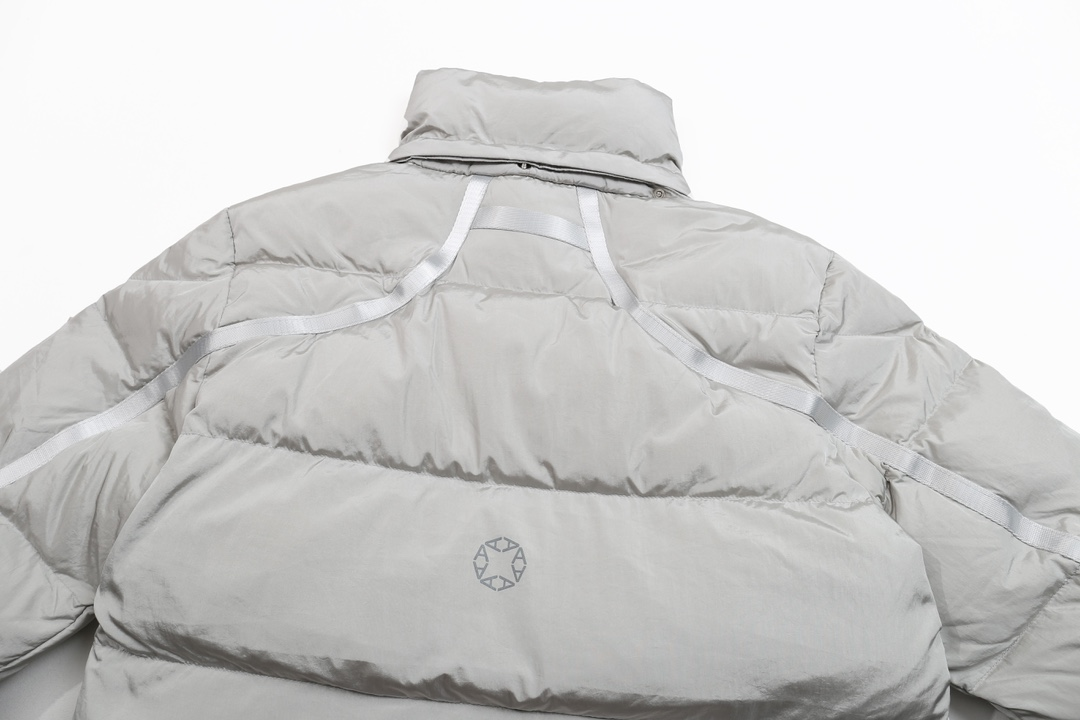 【MONCLER 公式旗艦店】モンクレール  ダウンジャケット好評に付き再入荷！ 241224