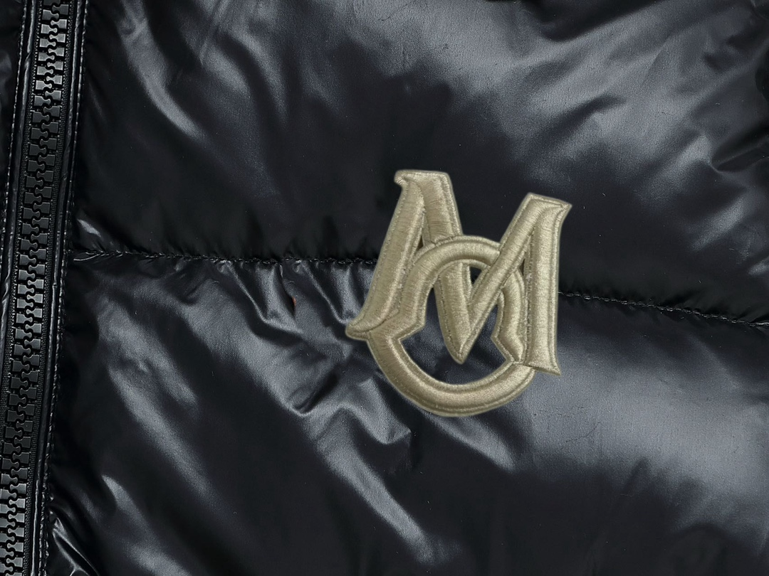 【MONCLER 公式旗艦店】モンクレール  ダウンジャケット好評に付き再入荷！ 241224