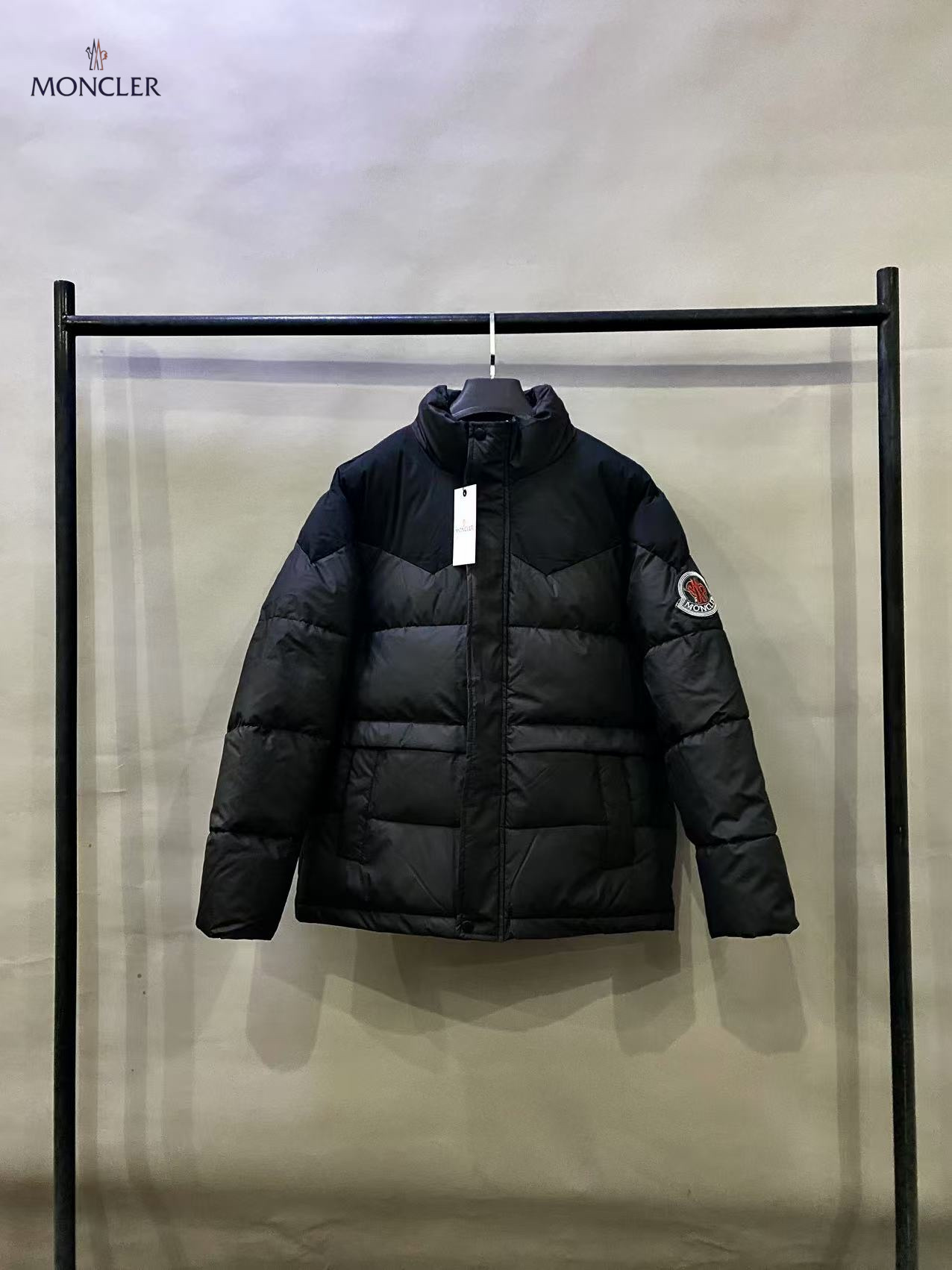 【MONCLER 公式旗艦店】モンクレール  ダウンジャケット好評に付き再入荷！ 241224