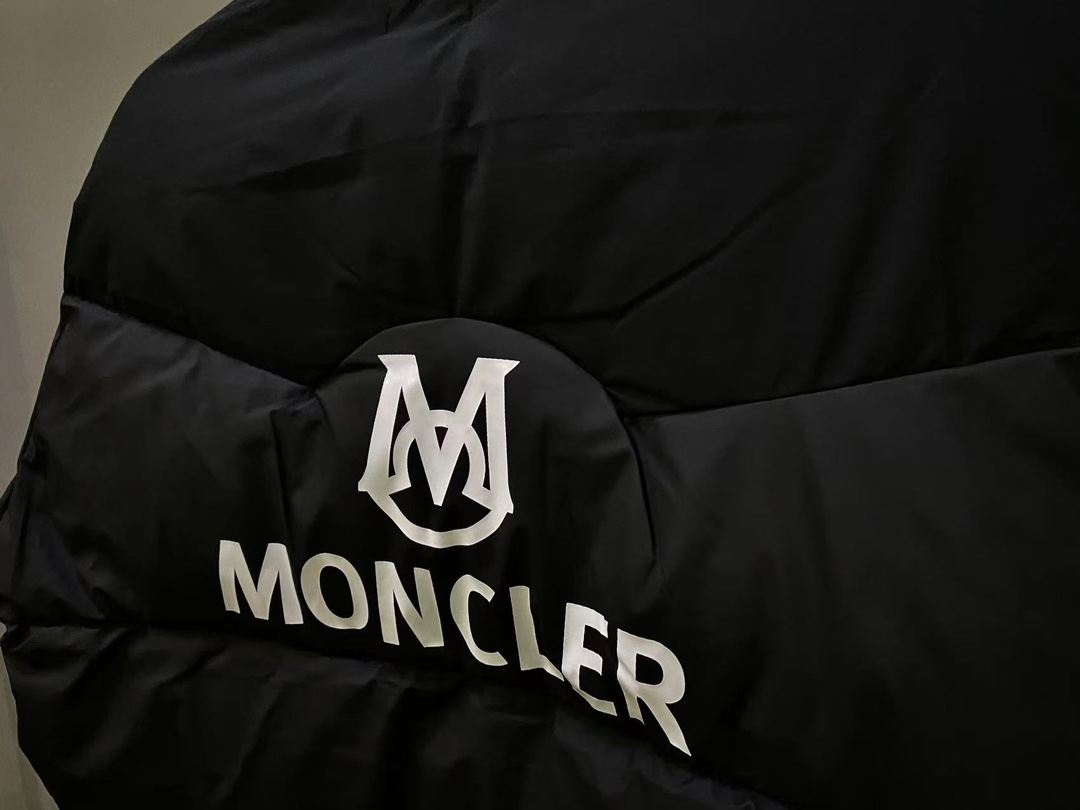 【MONCLER 公式旗艦店】モンクレール  ダウンジャケット好評に付き再入荷！ 241224