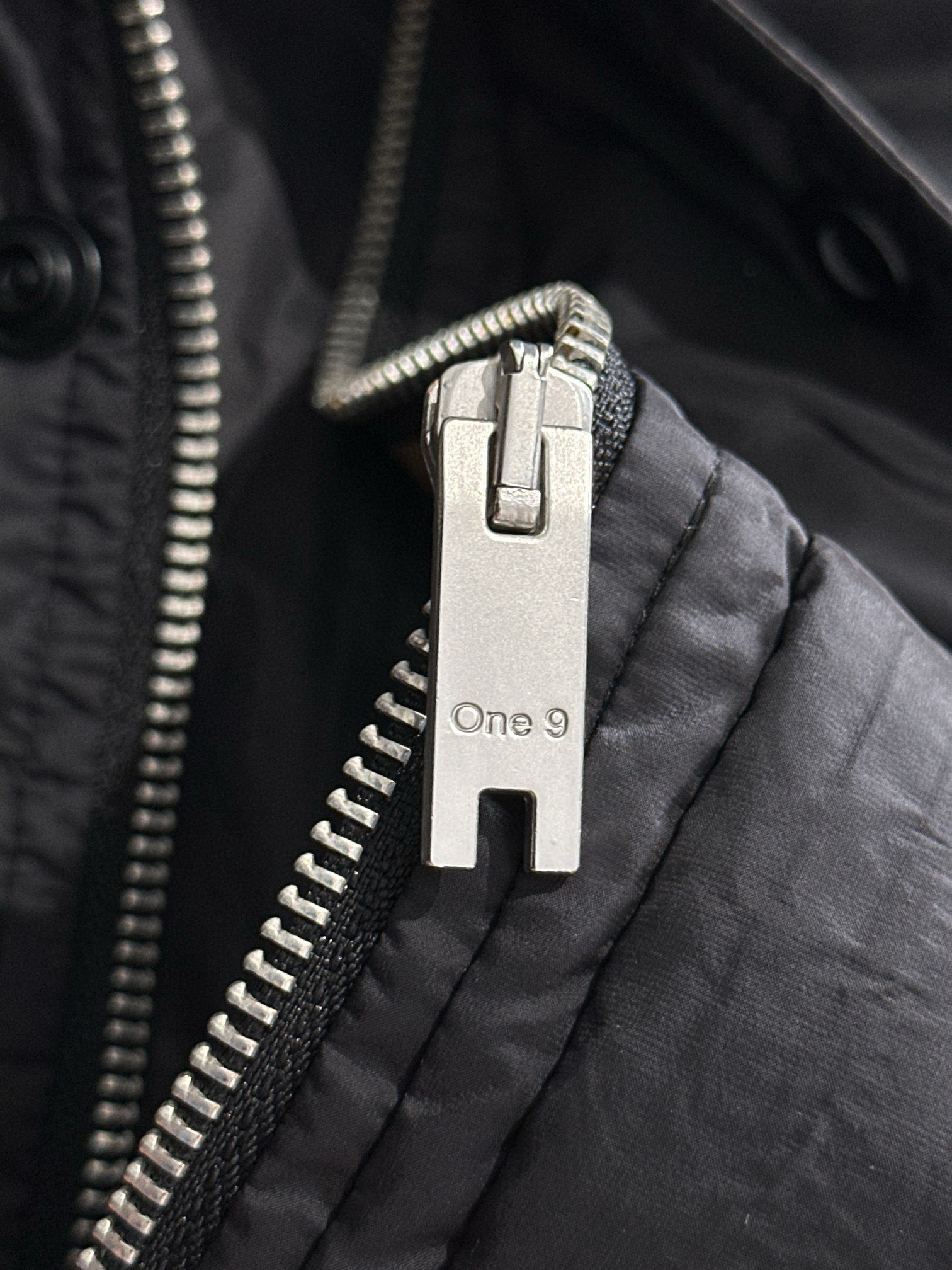 【MONCLER 公式旗艦店】モンクレール  ダウンジャケット好評に付き再入荷！ 241224