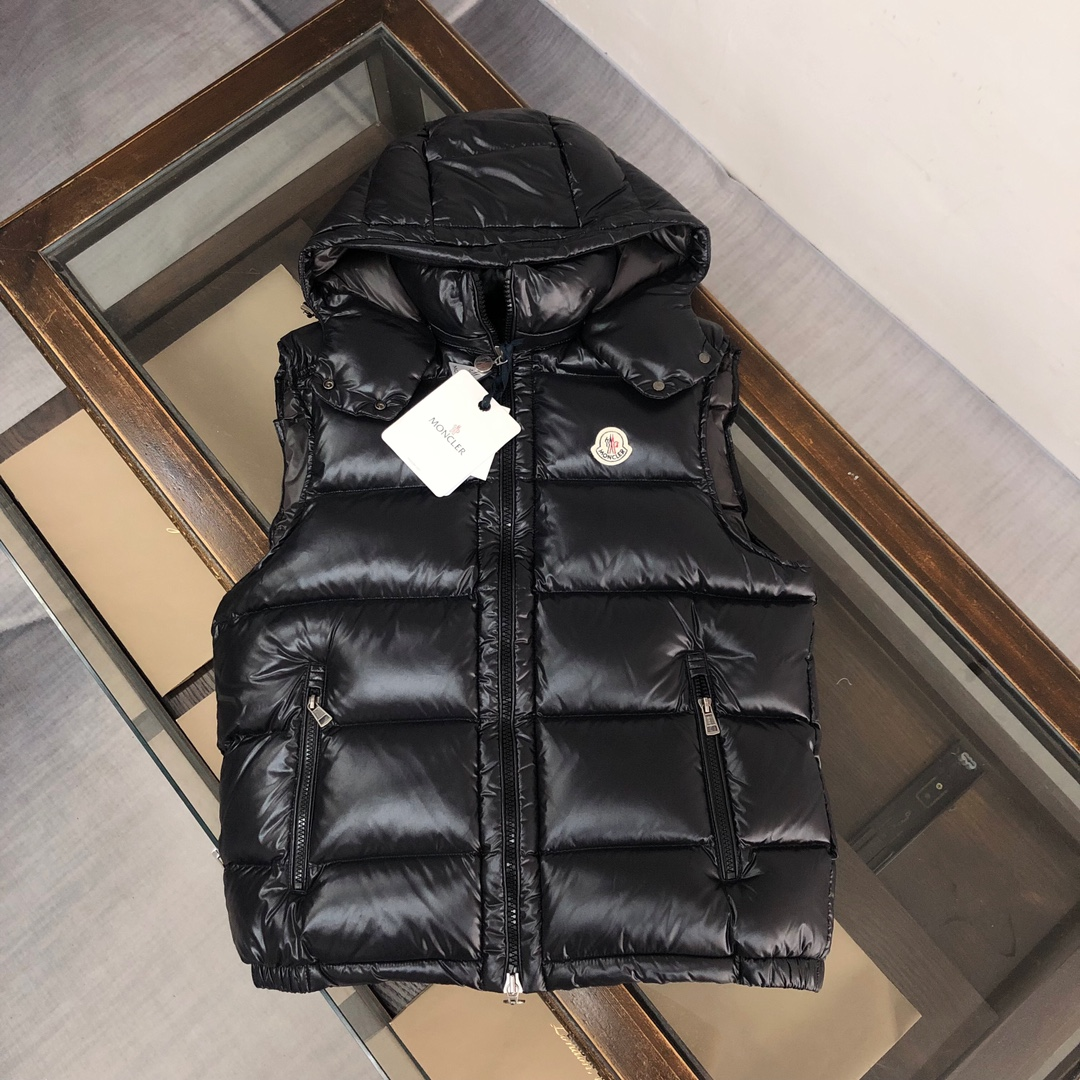 【MONCLER 公式旗艦店】モンクレール  ダウンベスト 好評に付き再入荷！ 241224
