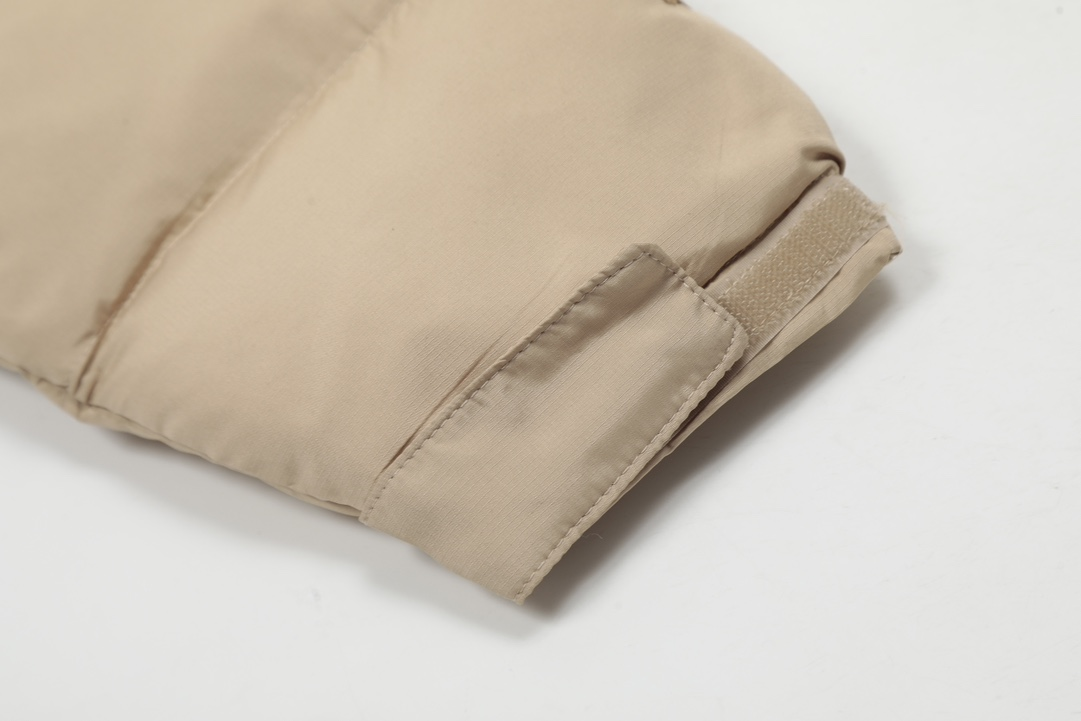 【The North Face 公式旗艦店】ダウンジャケット ご好評に付き再入荷！241225