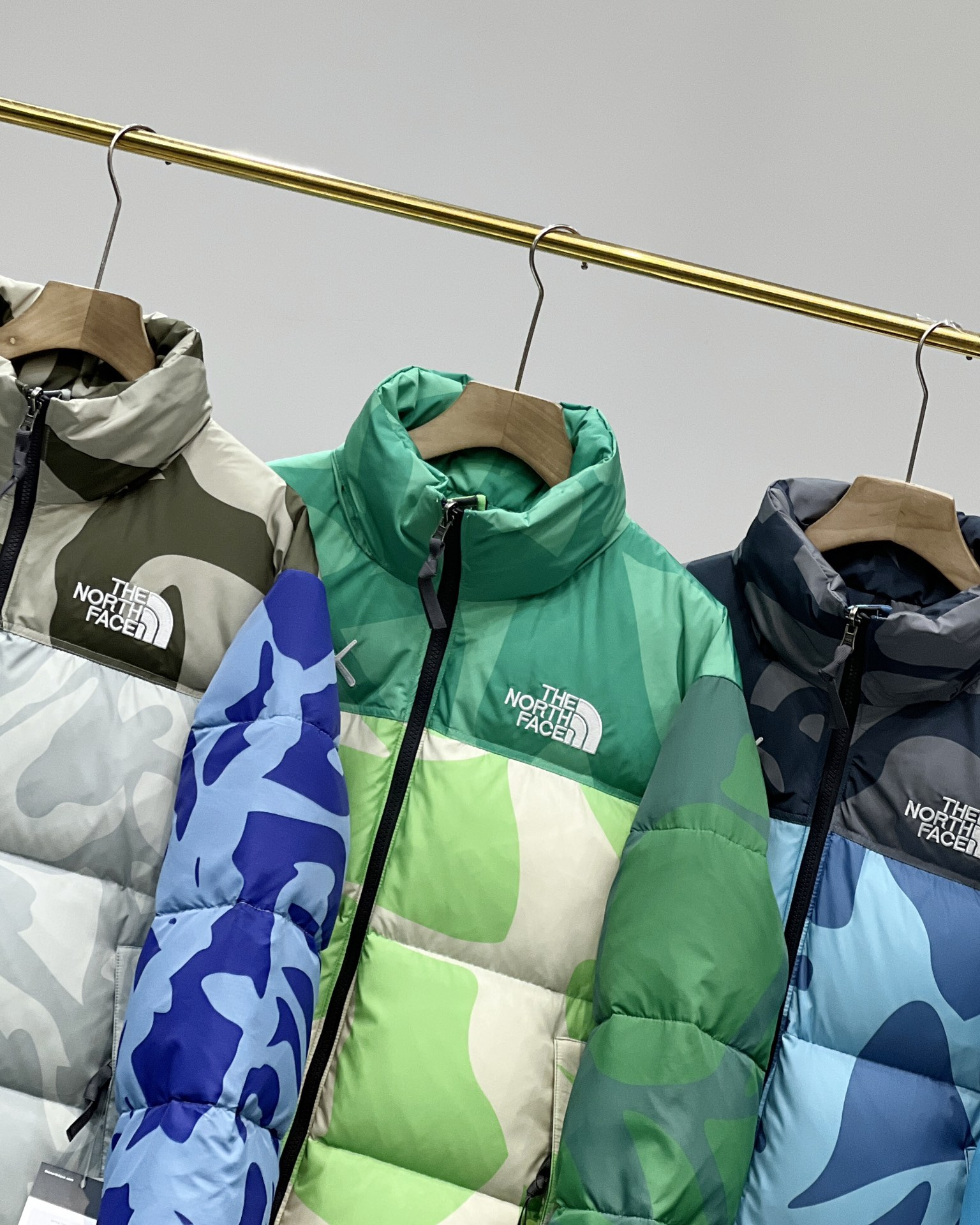 【The North Face 公式旗艦店】ザノースフェイス ダウンジャケット ご好評に付き再入荷！241225