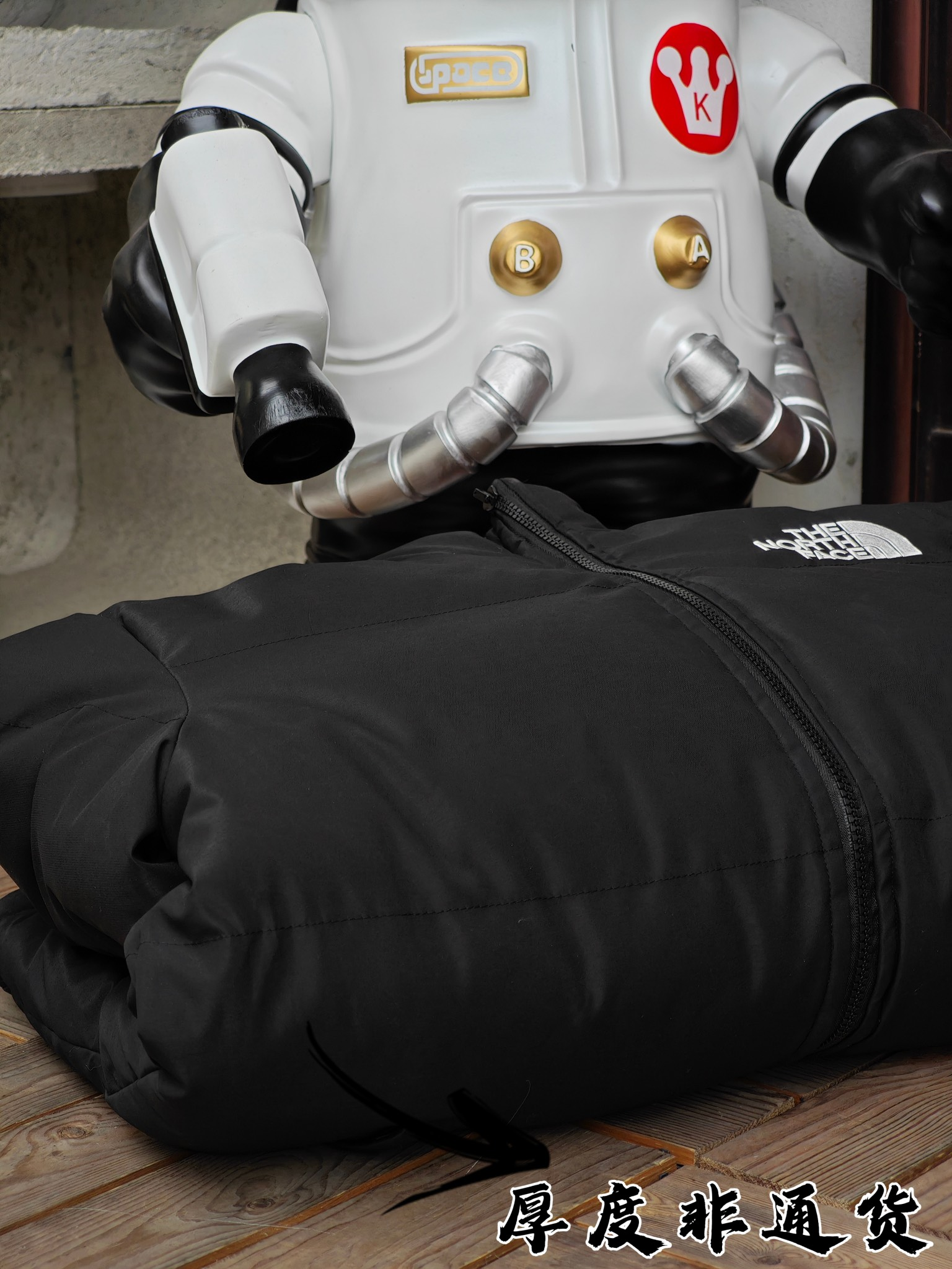 【The North Face 公式旗艦店】ザノースフェイス ダウンジャケット ご好評に付き再入荷！241225