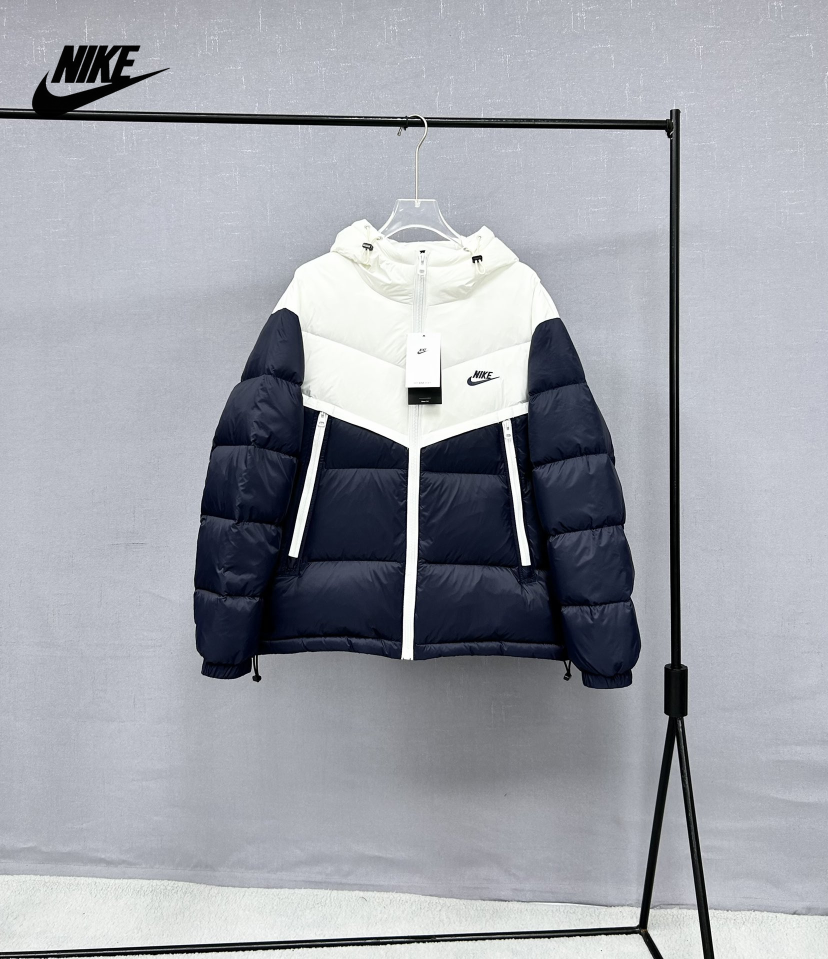 【NIKE  公式旗艦店】ナイキ ダウンジャケット ご好評に付き再入荷！ 241225