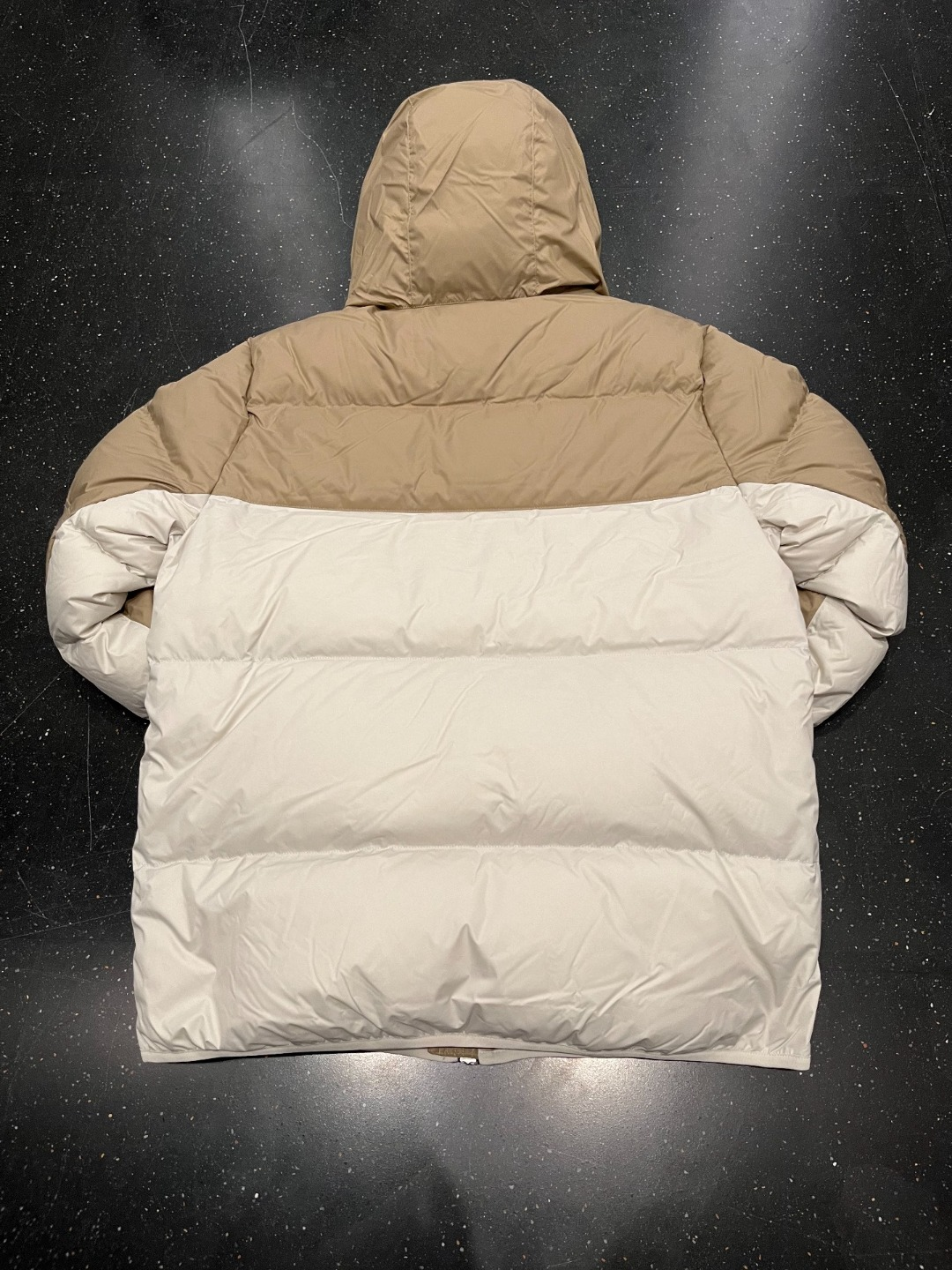 【NIKE  公式旗艦店】ナイキ ダウンジャケット ご好評に付き再入荷！ 241225