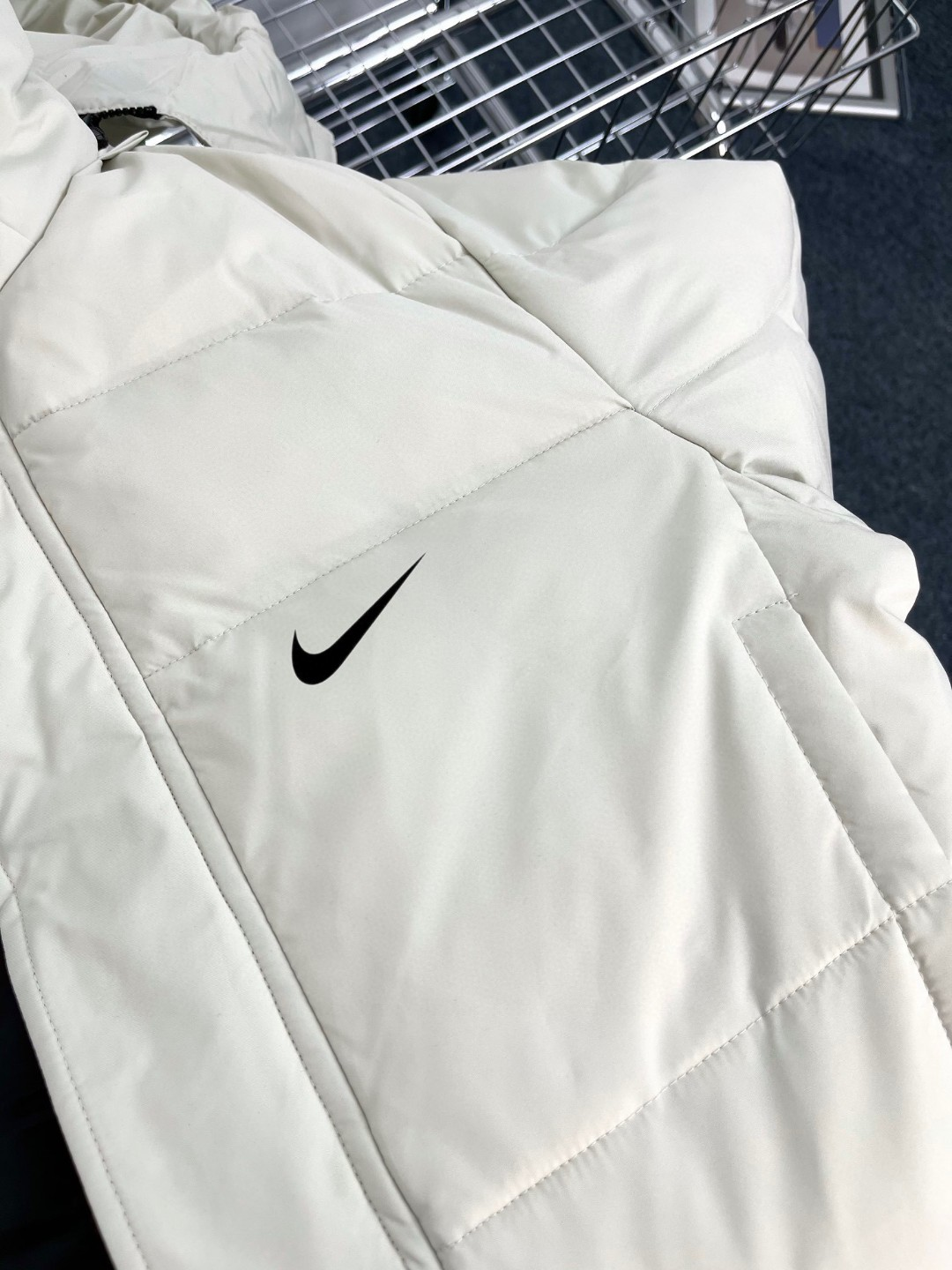 【NIKE  公式旗艦店】ナイキ ダウンジャケット ご好評に付き再入荷！ 241225