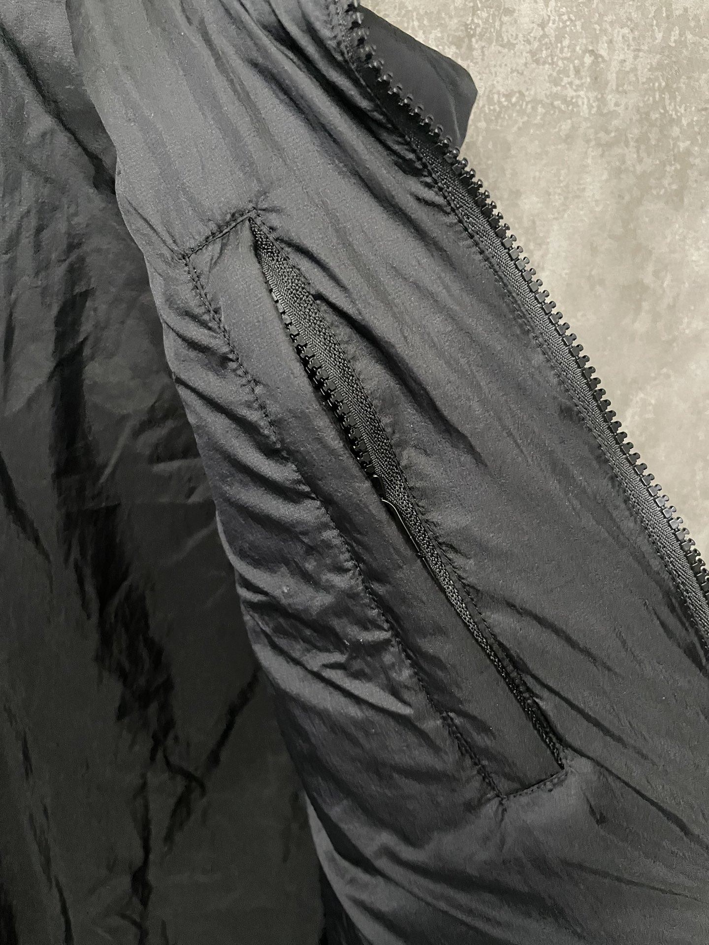 【BURBERRY  公式旗艦店】バーバリー  ダウンジャケット ご好評に付き再入荷！241226