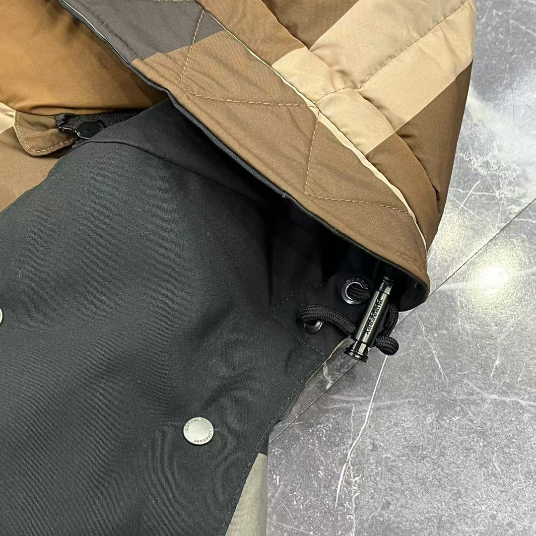 【BURBERRY  公式旗艦店】バーバリー  ダウンジャケット ご好評に付き再入荷！241226