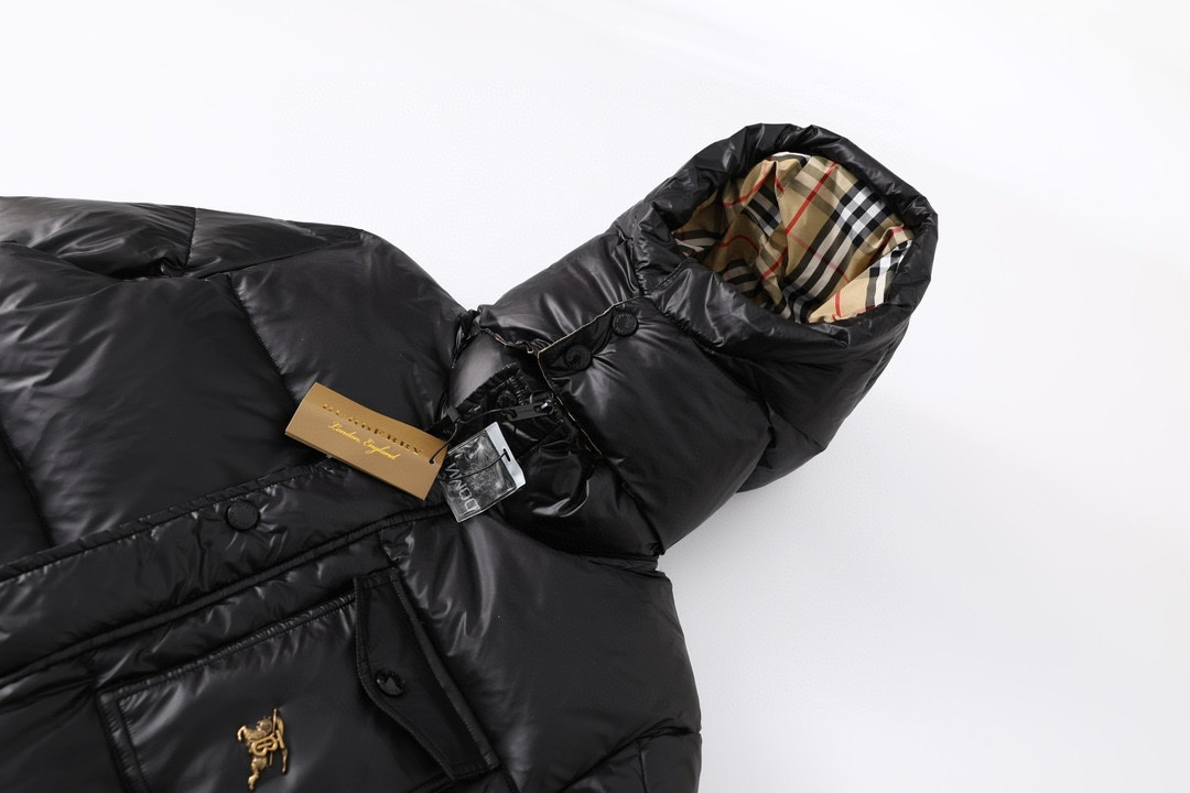 【BURBERRY  公式旗艦店】バーバリー   ダウンジャケット ご好評に付き再入荷！241226