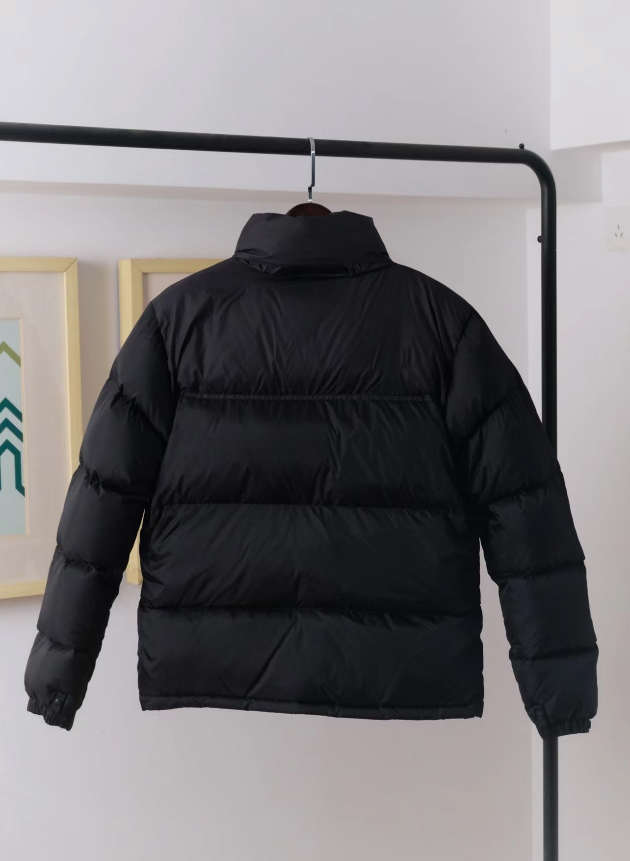 【BURBERRY  公式旗艦店】バーバリー  ダウンジャケット ご好評に付き再入荷！241226