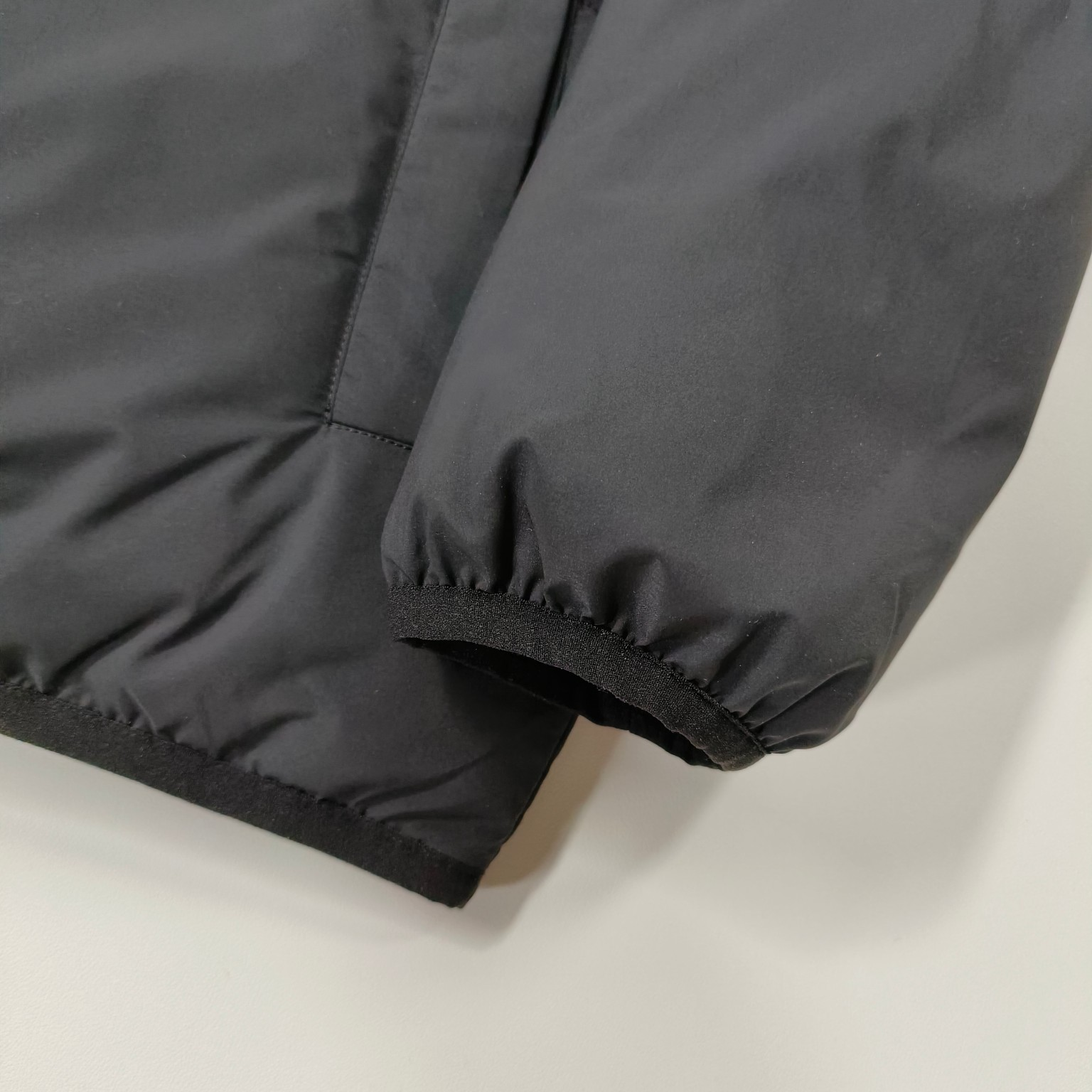 【BURBERRY  公式旗艦店】バーバリー  ダウンジャケット ご好評に付き再入荷！241226