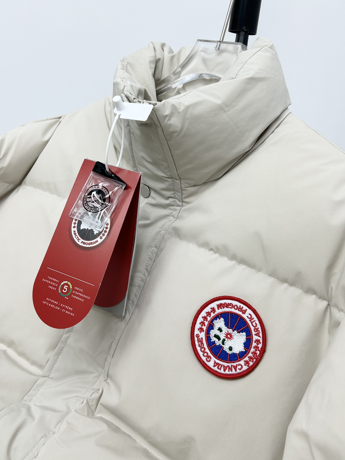【Canada Goose  公式旗艦店】 カナダグース  ダウンジャケット ご好評に付き再入荷！241227