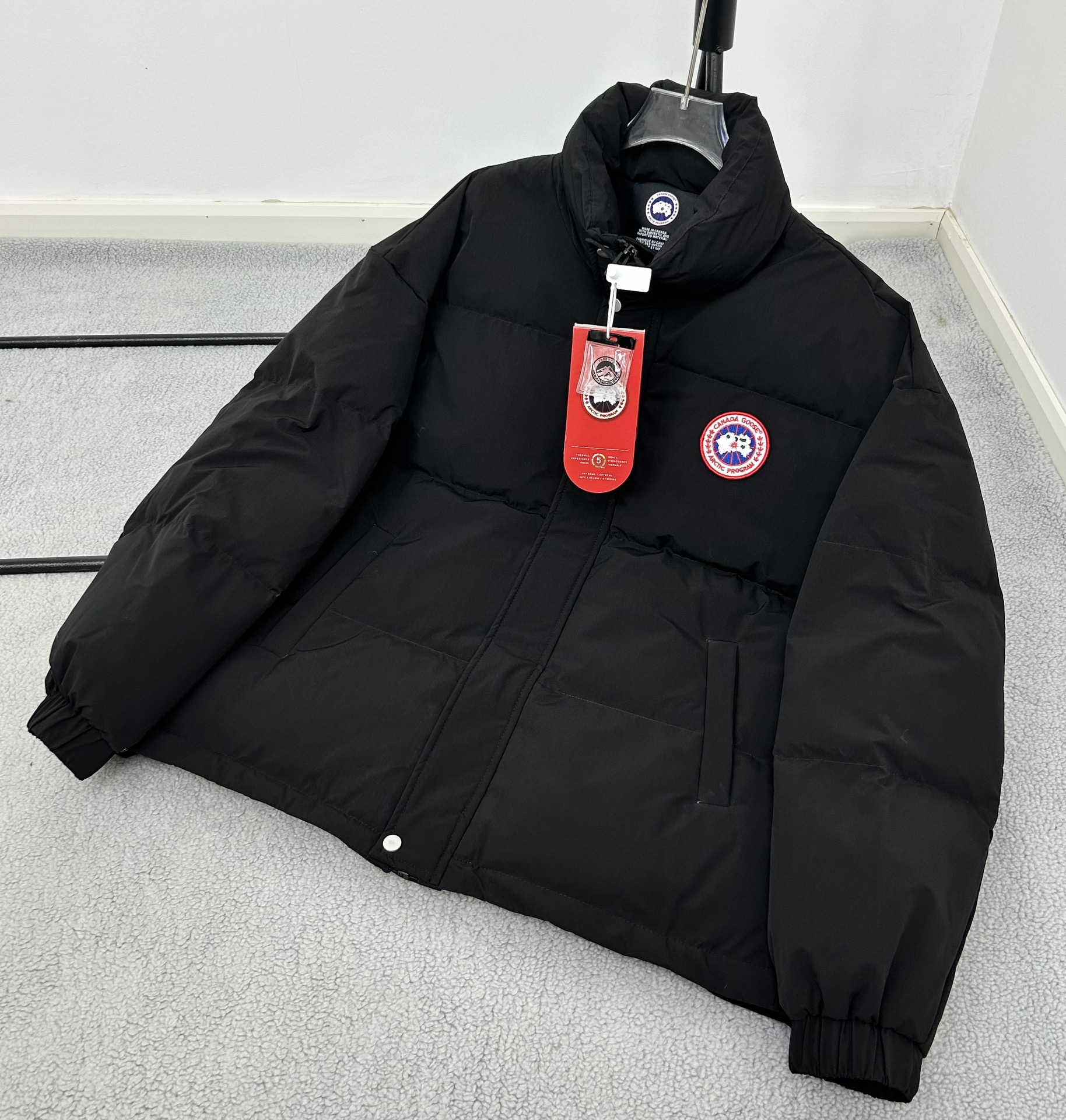 【Canada Goose  公式旗艦店】 カナダグース  ダウンジャケット ご好評に付き再入荷！241227