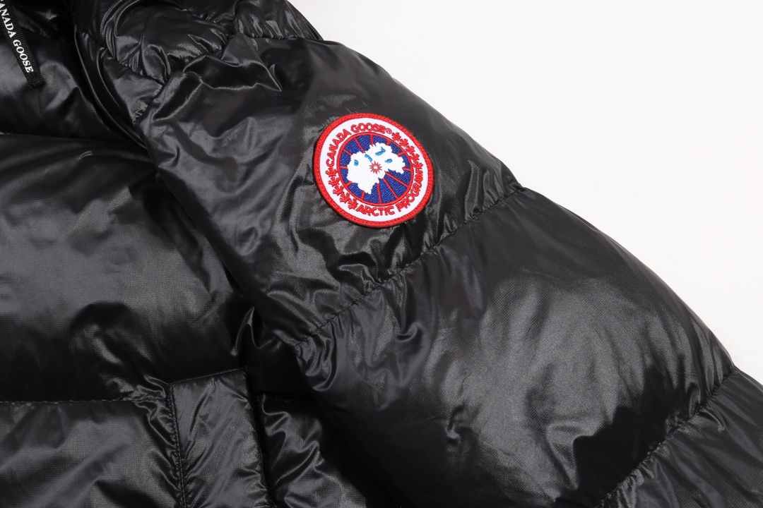 【Canada Goose  公式旗艦店】 カナダグース  ダウンジャケット ご好評に付き再入荷！241227