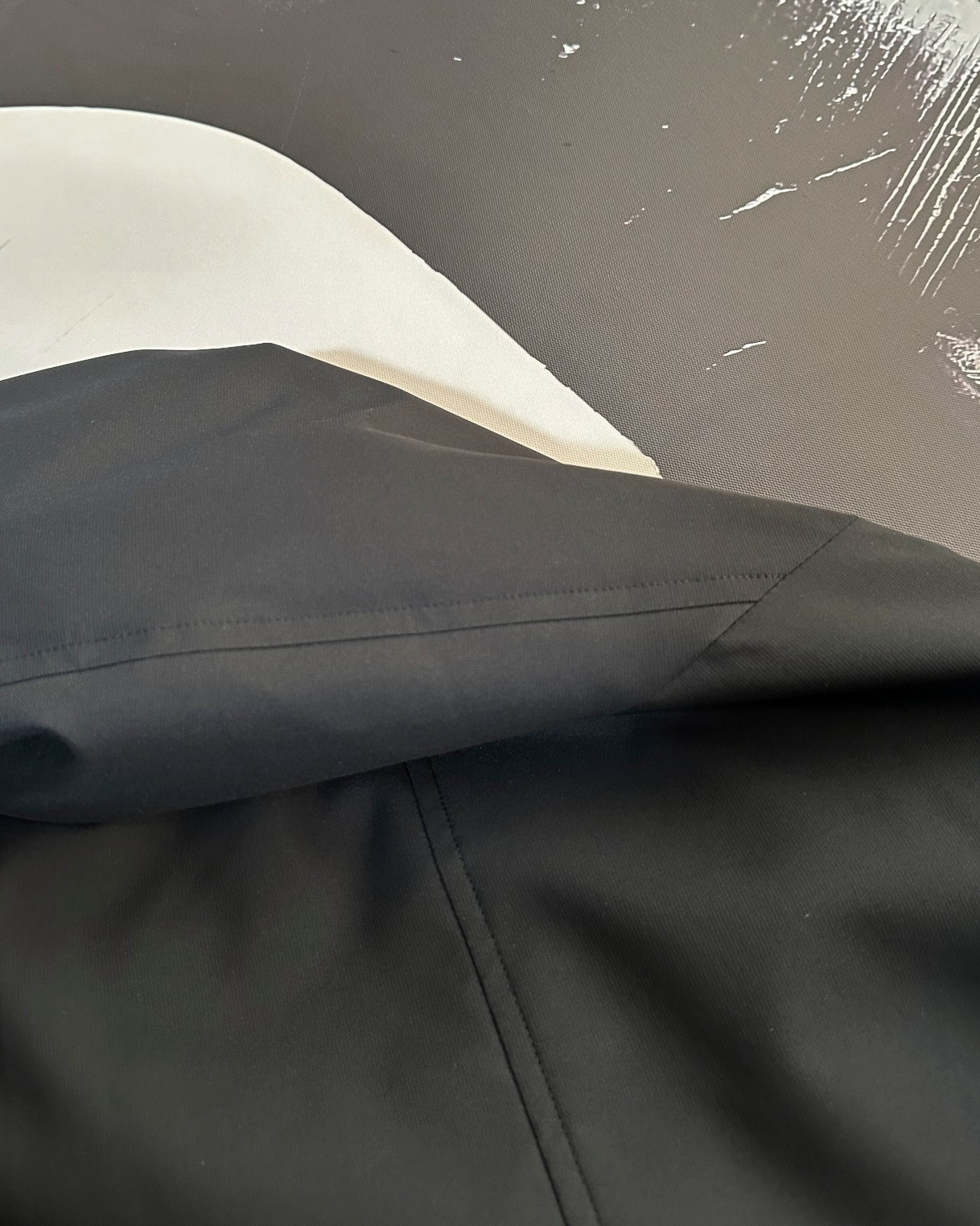 【PRADA  公式旗艦店】プラダ  ダウンジャケット好評に付き再入荷！241227