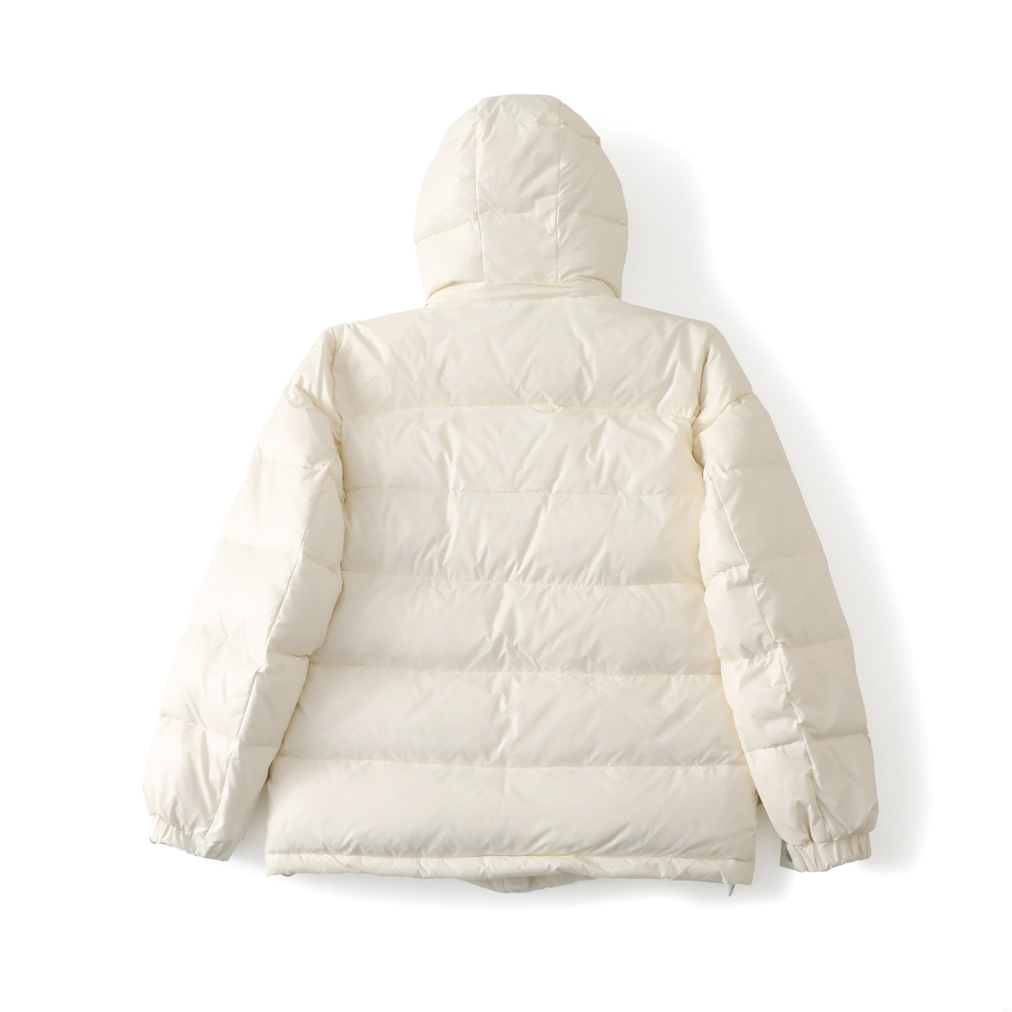 【PRADA  公式旗艦店】プラダ  ダウンジャケット好評に付き再入荷！241227