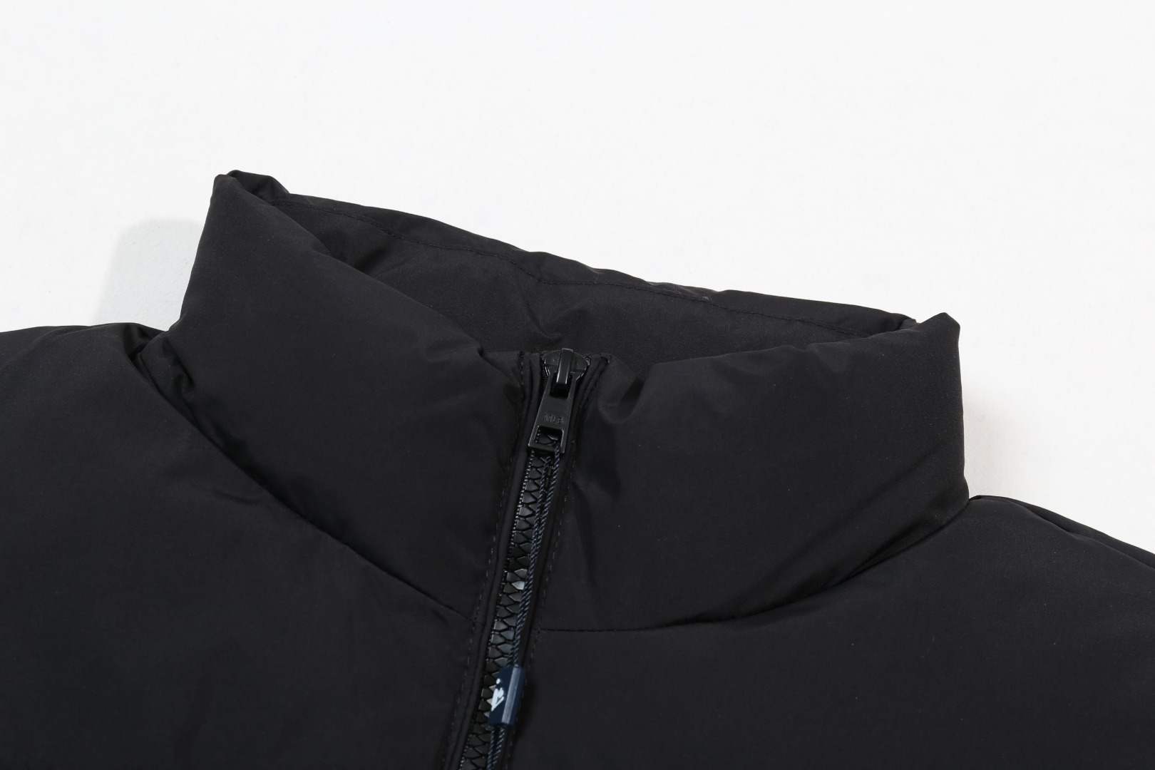 【MLB  公式旗艦店】ヤンキース  ダウンジャケット好評に付き再入荷！241227