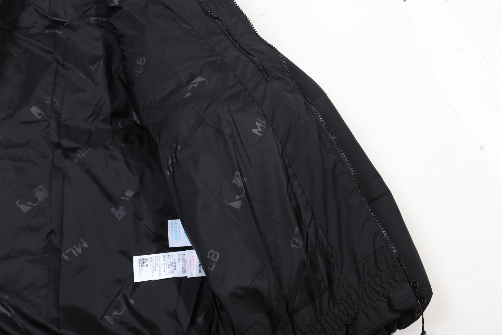 【MLB  公式旗艦店】ヤンキース  ダウンジャケット好評に付き再入荷！241227