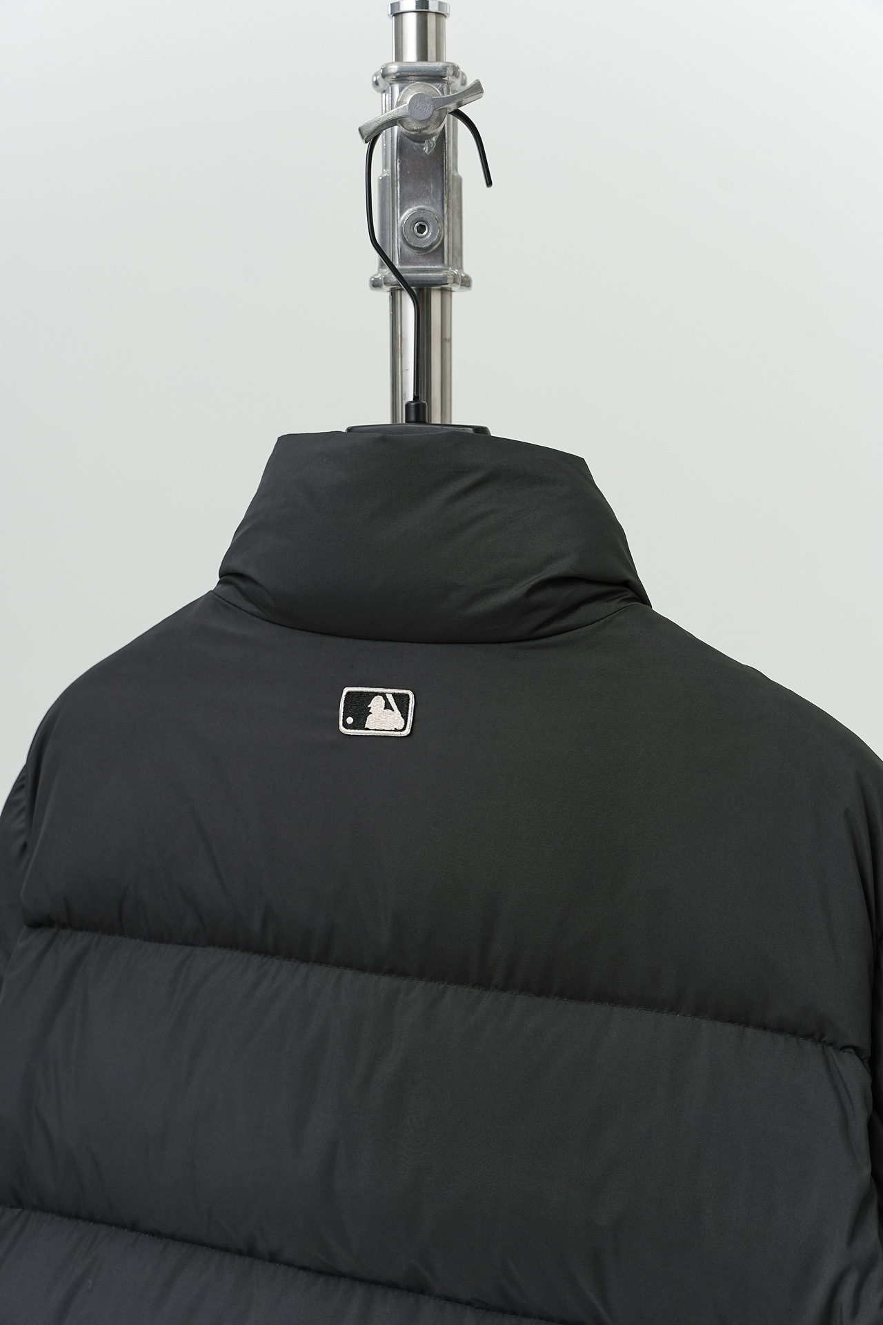 【MLB  公式旗艦店】ヤンキース  ダウンジャケット好評に付き再入荷！241227