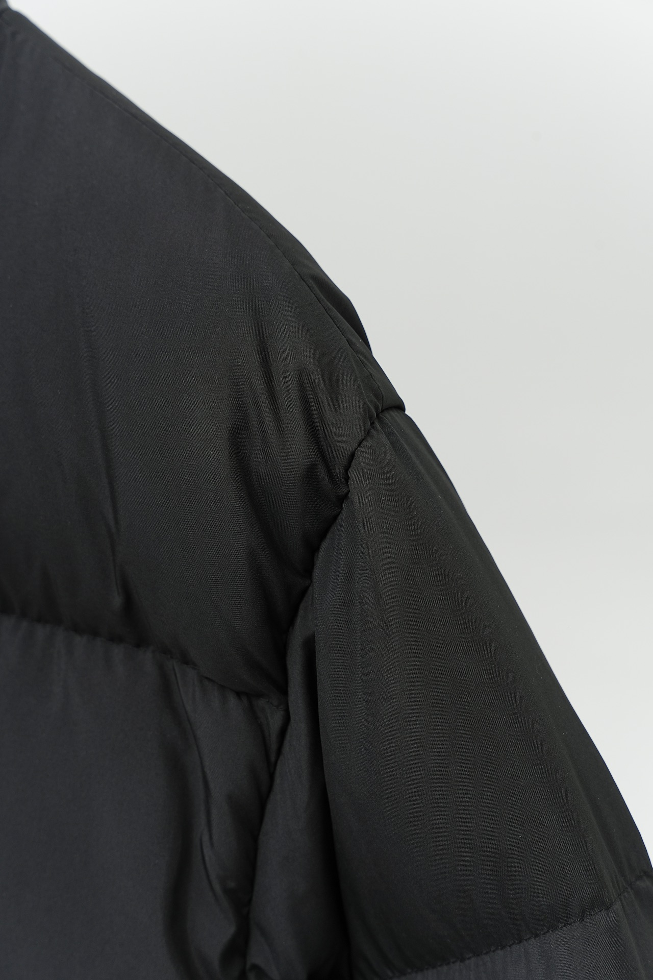 【MLB  公式旗艦店】ヤンキース  ダウンジャケット好評に付き再入荷！241227