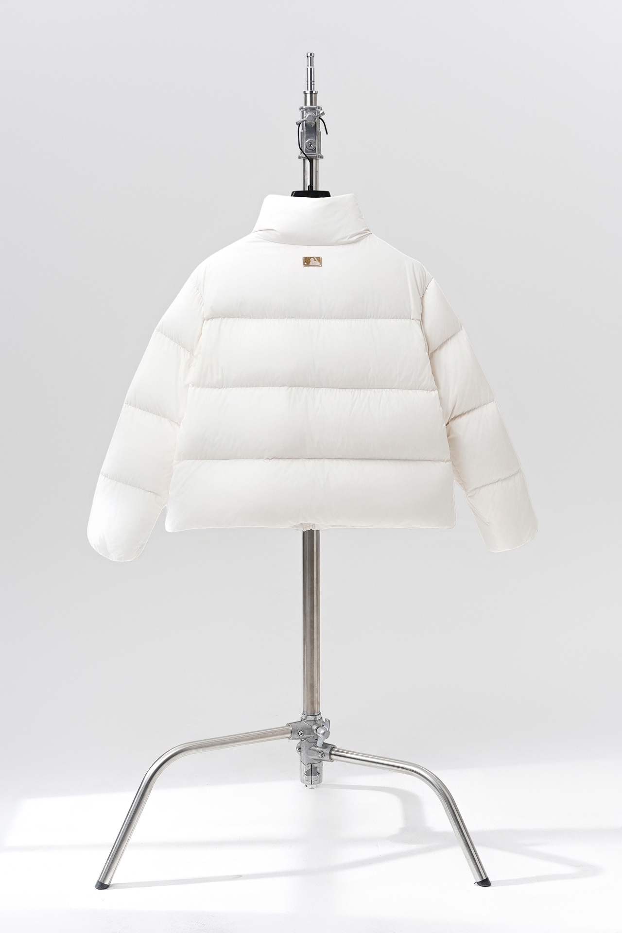 【MLB  公式旗艦店】ヤンキース  ダウンジャケット好評に付き再入荷！241227