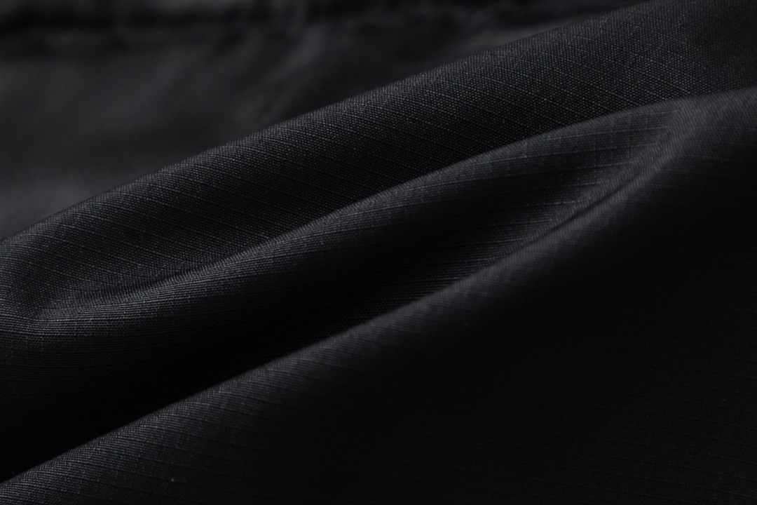 【MLB  公式旗艦店】ヤンキース  ダウンジャケット好評に付き再入荷！241227