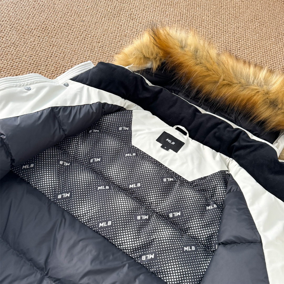 【MLB  公式旗艦店】ヤンキース  ダウンジャケット好評に付き再入荷！241227