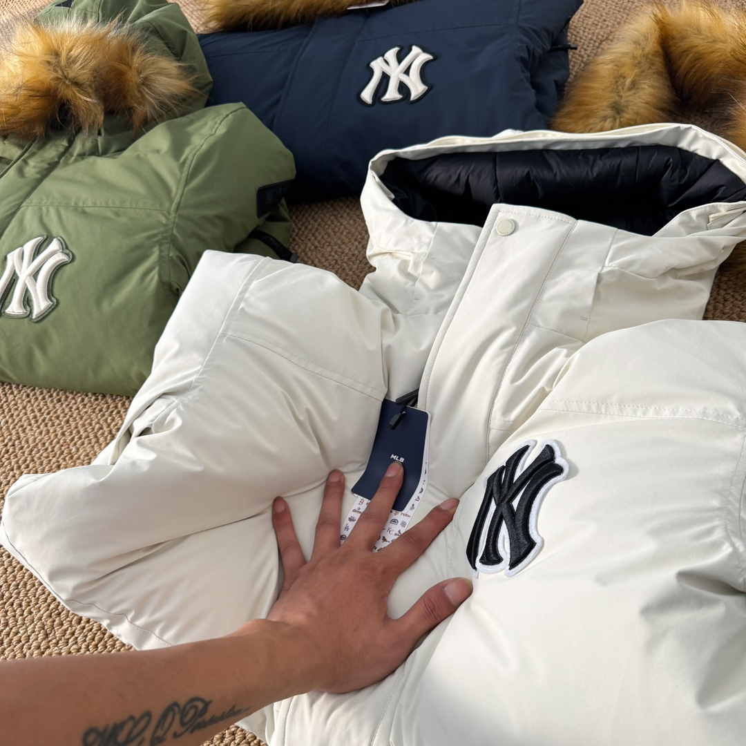 【MLB  公式旗艦店】ヤンキース  ダウンジャケット好評に付き再入荷！241227