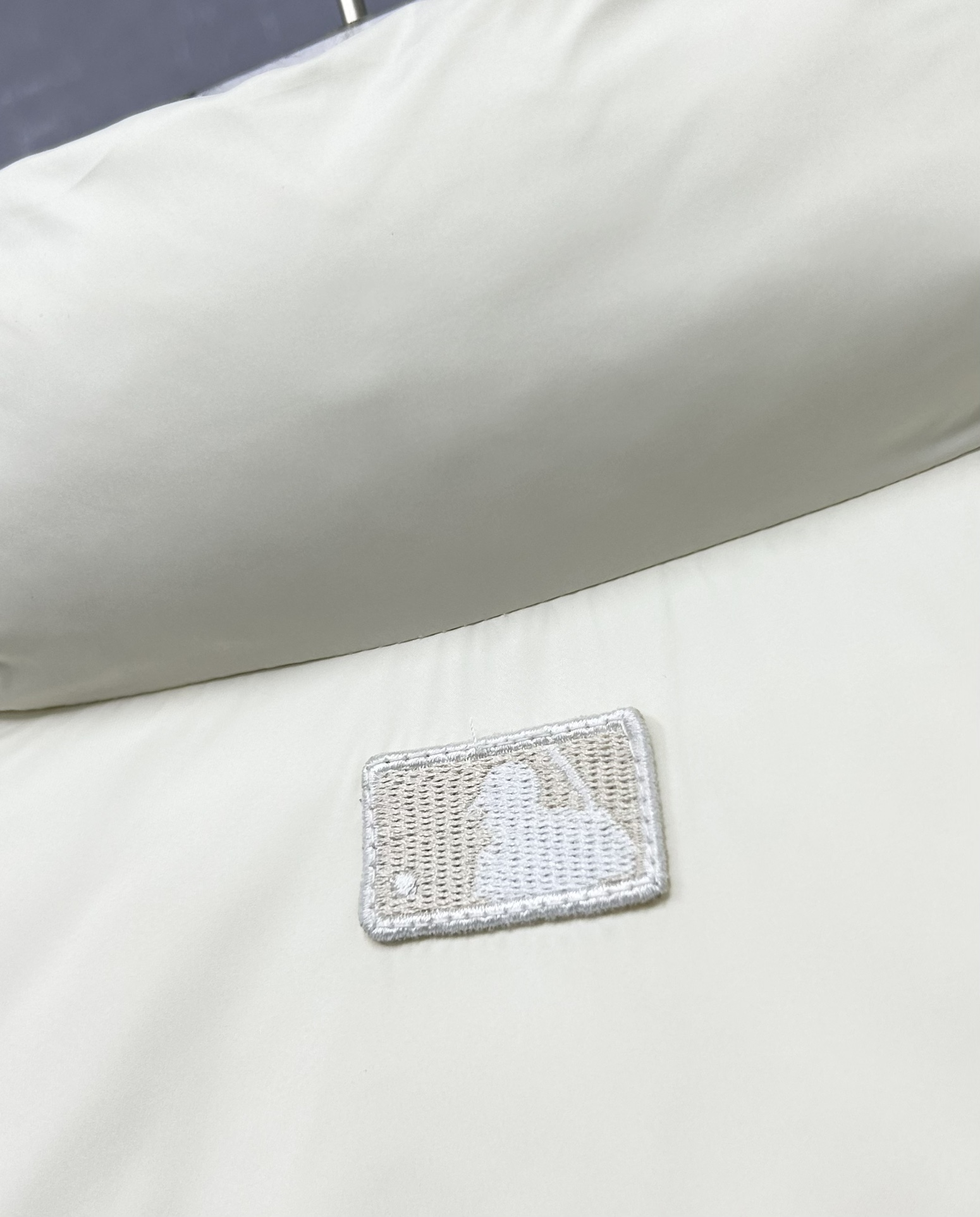 【MLB  公式旗艦店】ヤンキース  ダウンジャケット好評に付き再入荷！241227