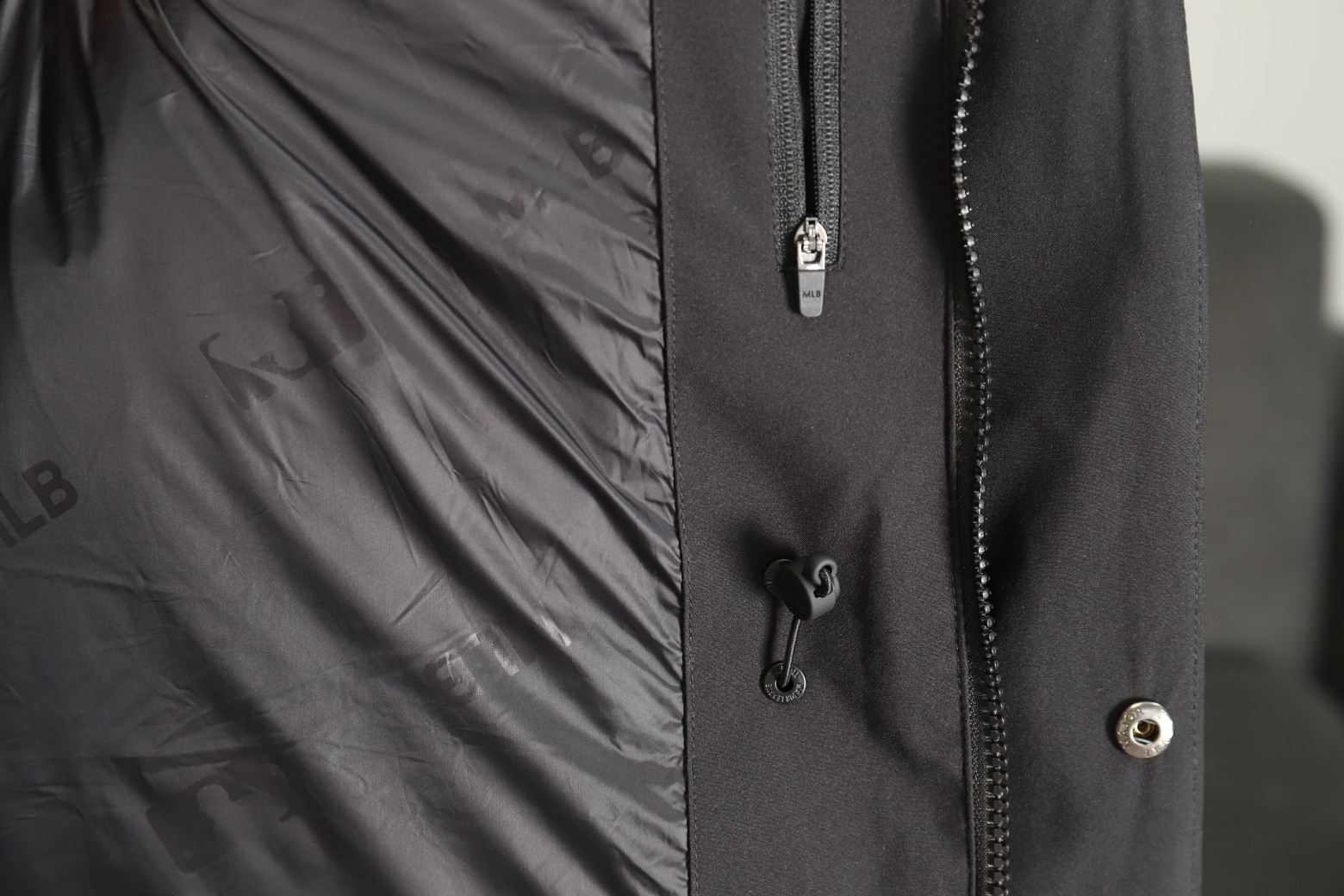 【MLB  公式旗艦店】ヤンキース  ダウンジャケット好評に付き再入荷！241227