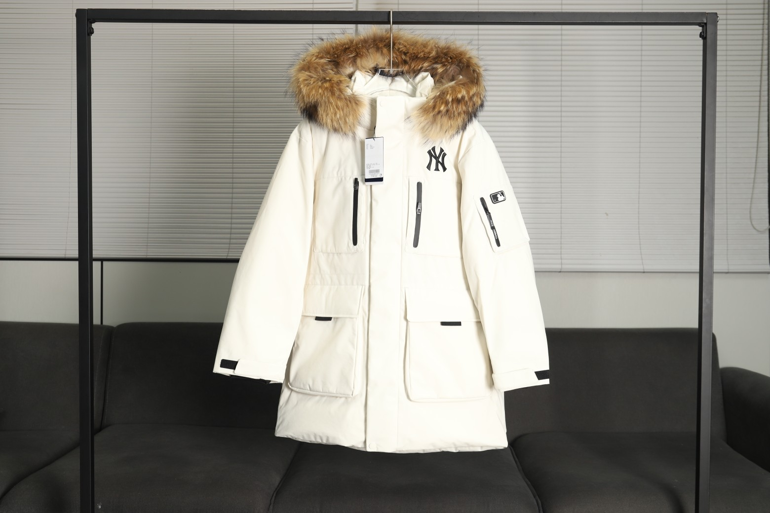 【MLB  公式旗艦店】ヤンキース  ダウンジャケット好評に付き再入荷！241227