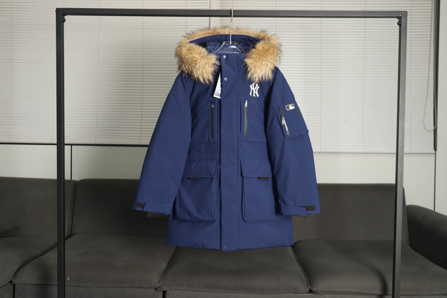 【MLB  公式旗艦店】ヤンキース  ダウンジャケット好評に付き再入荷！241227