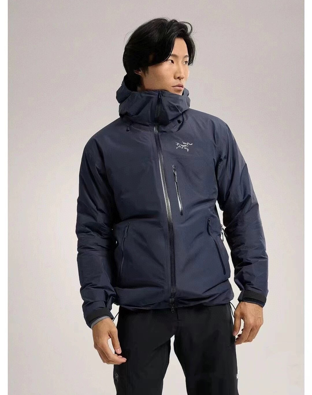 【ARCTERYX   公式旗艦店】 アークテリクス  ダウンジャケット ご好評に付き再入荷！  241228