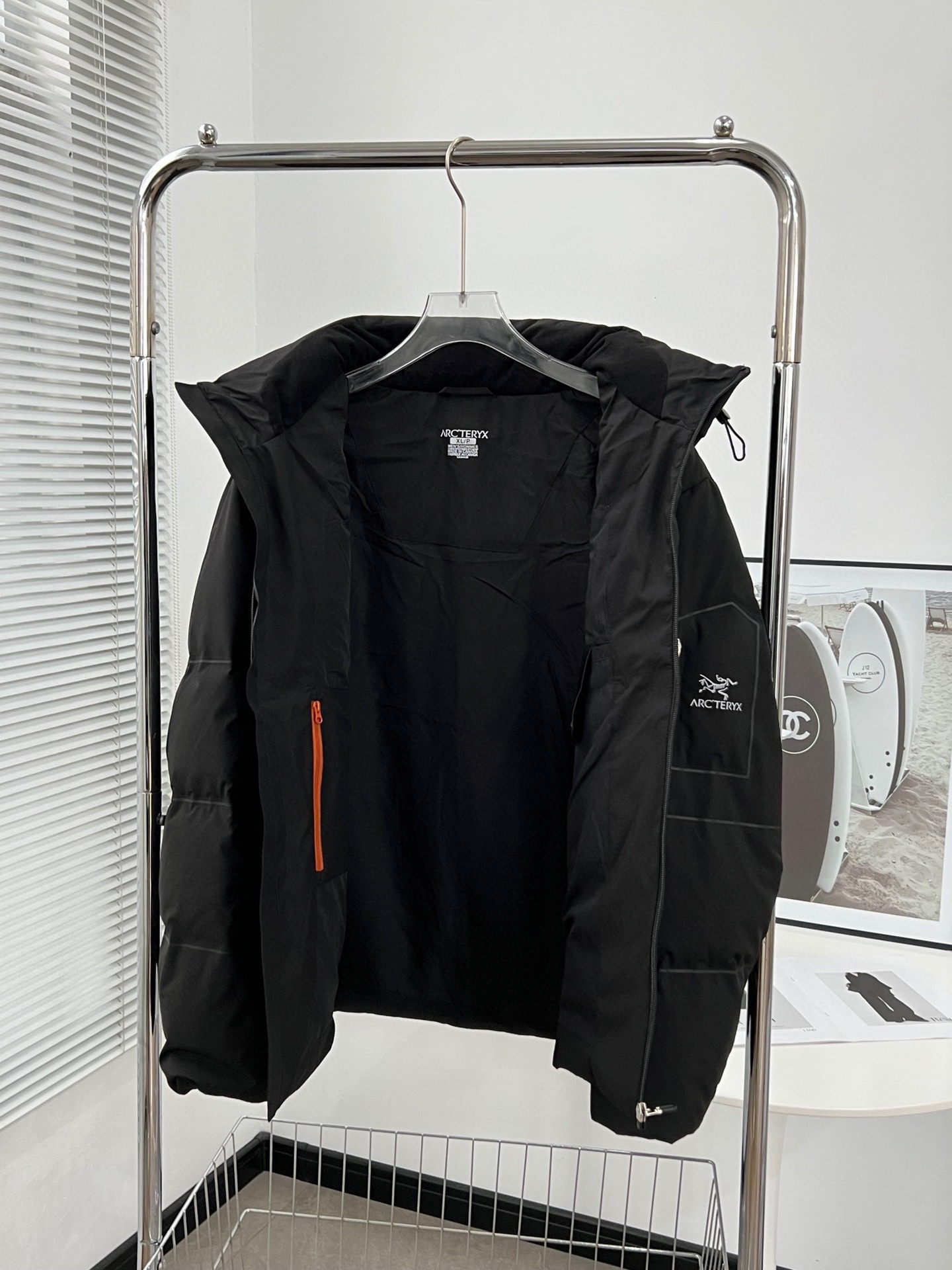 【ARCTERYX   公式旗艦店】 アークテリクス  ダウンジャケット ご好評に付き再入荷！  241228