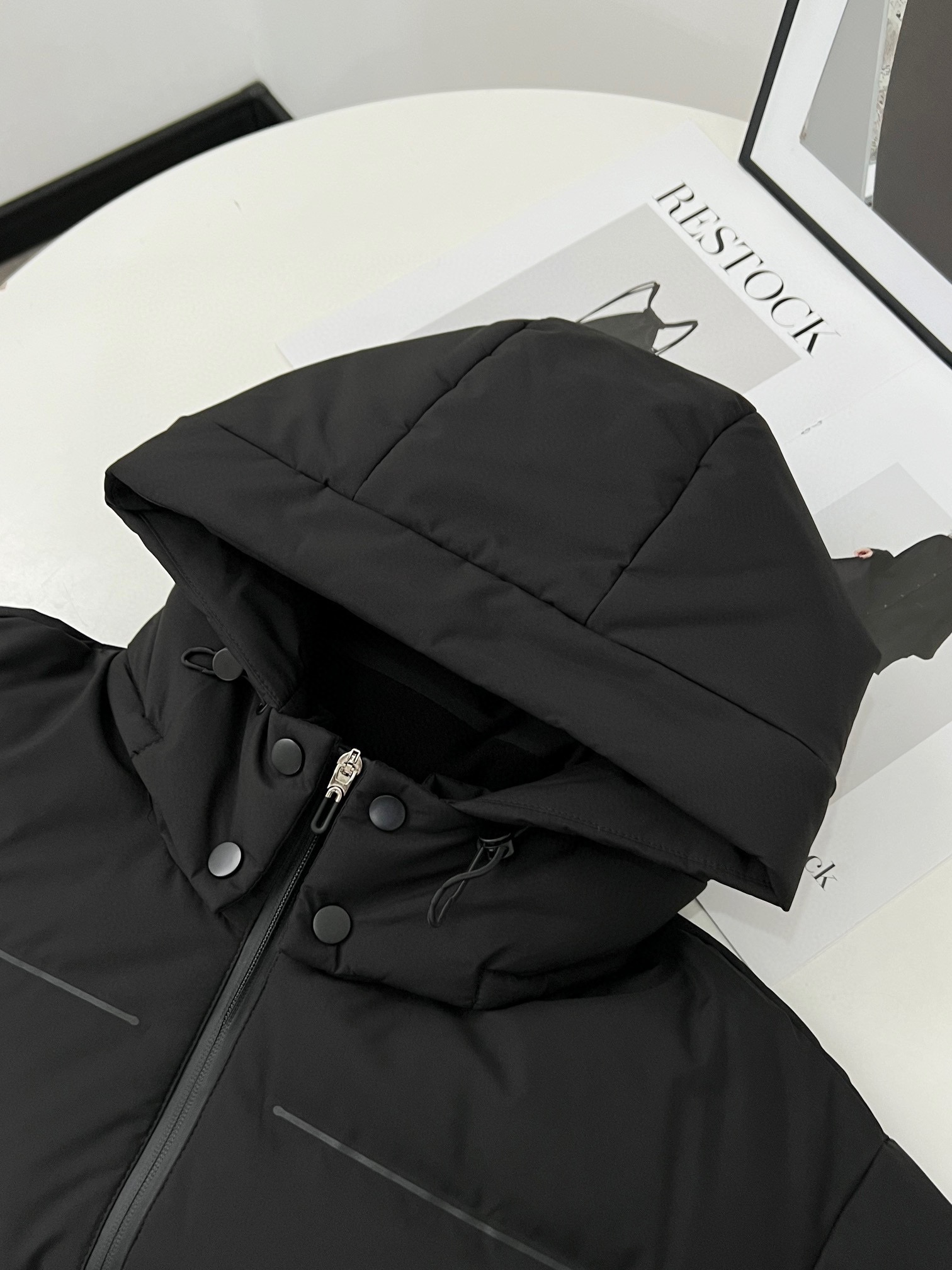 【ARCTERYX   公式旗艦店】 アークテリクス  ダウンジャケット ご好評に付き再入荷！  241228