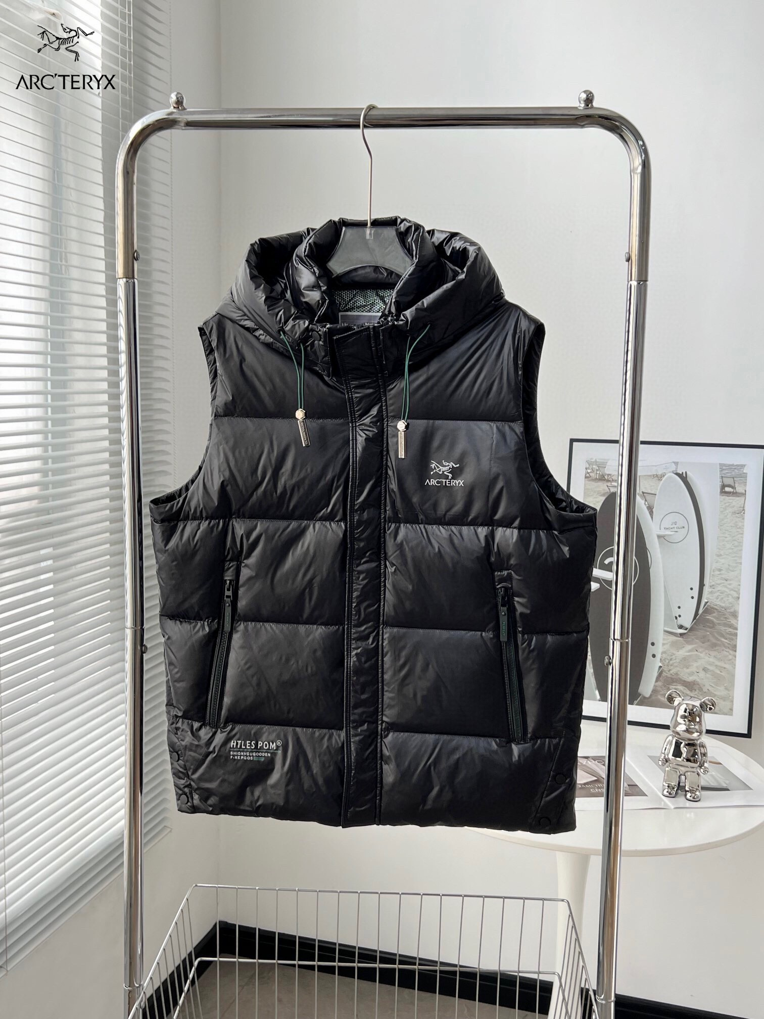 【ARCTERYX   公式旗艦店】 アークテリクス  ダウンジャケット ご好評に付き再入荷！  241228