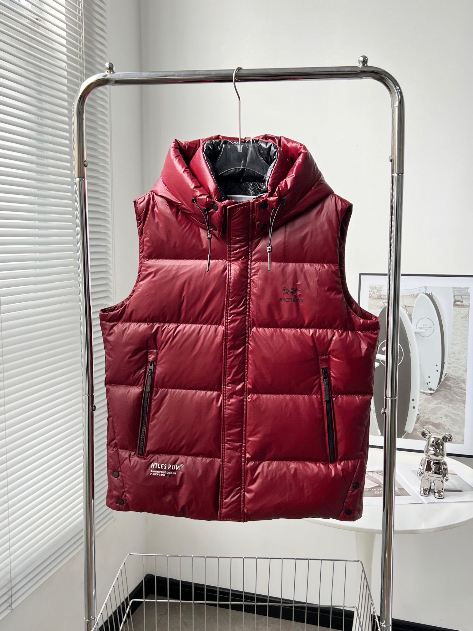 【ARCTERYX   公式旗艦店】 アークテリクス  ダウンジャケット ご好評に付き再入荷！  241228