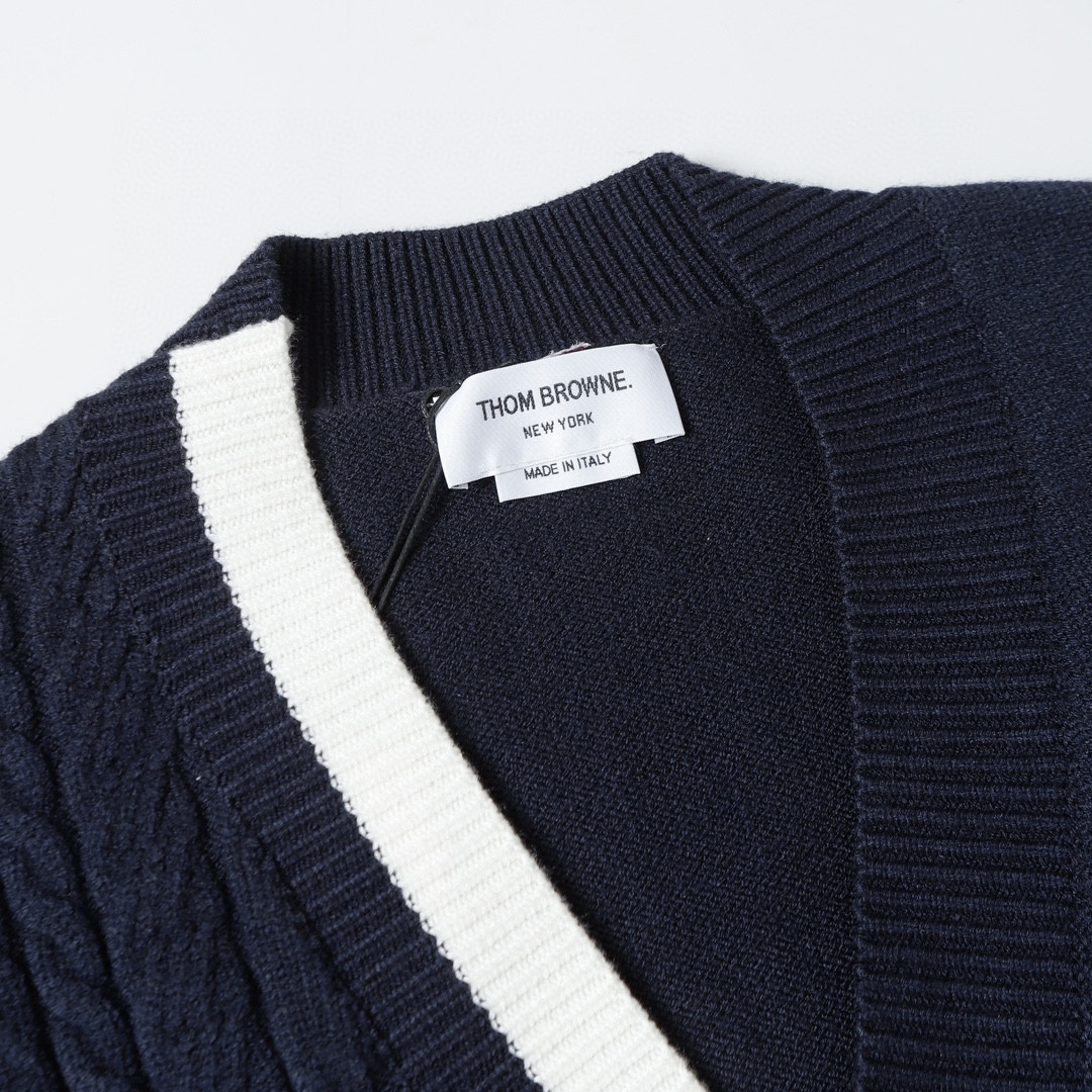 【ThomBrowne   公式旗艦店】トムブラウン  セーター   ご好評に付き再入荷！241230